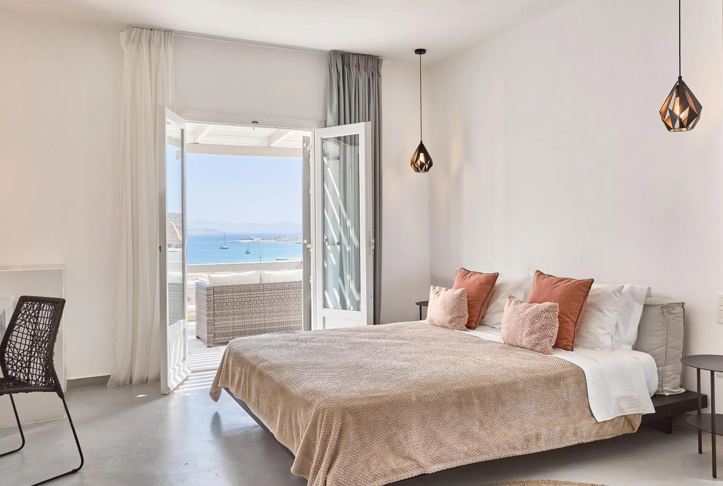 Bed in Paros Agnanti Resort & Spa