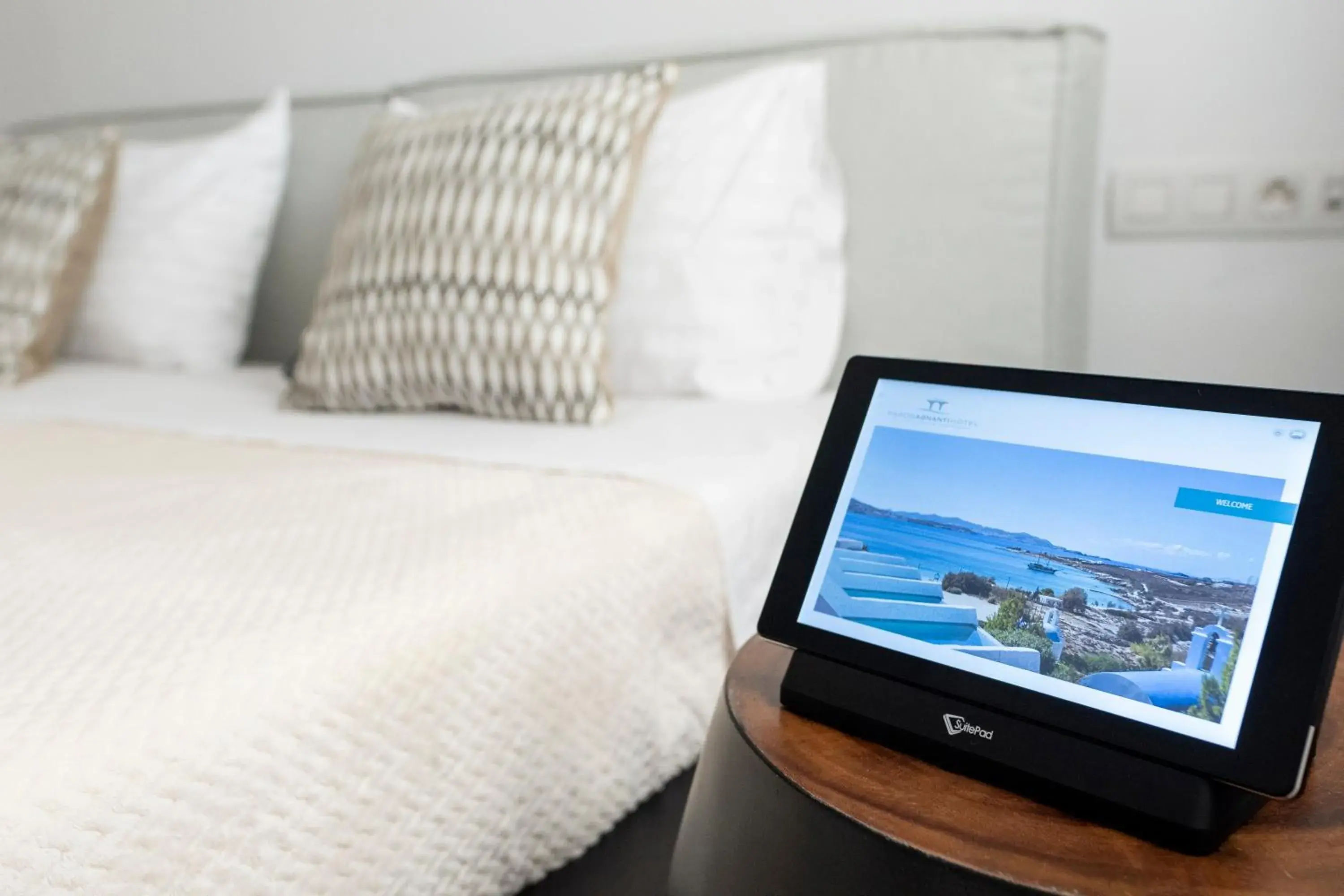 Superior Family Suite with Attic and Outdoor Hot Tub in Paros Agnanti Resort & Spa Superior Family Suite with Attic and Outdoor Hot Tub in Paros Agnanti Resort & Spa