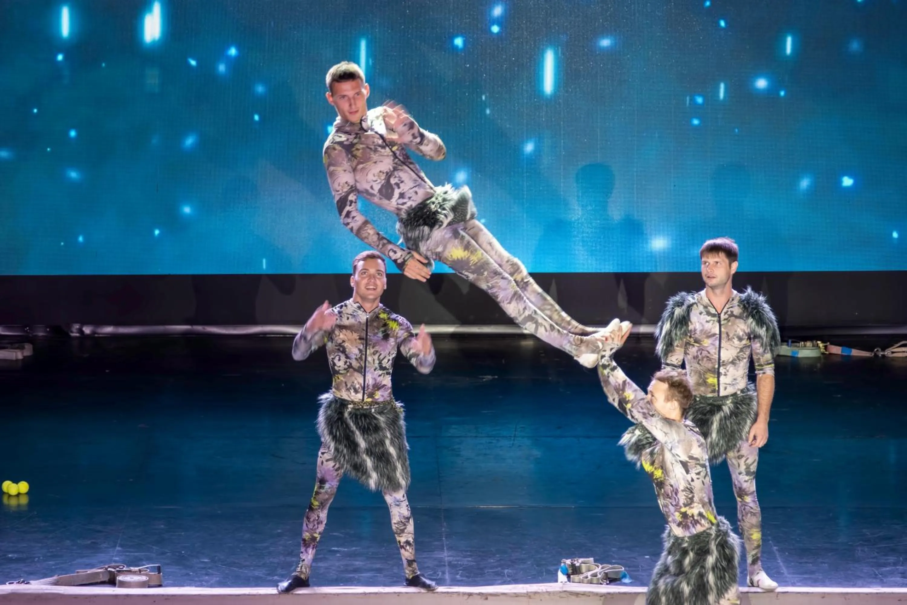 Entertainment in Serenity Queen Hotel