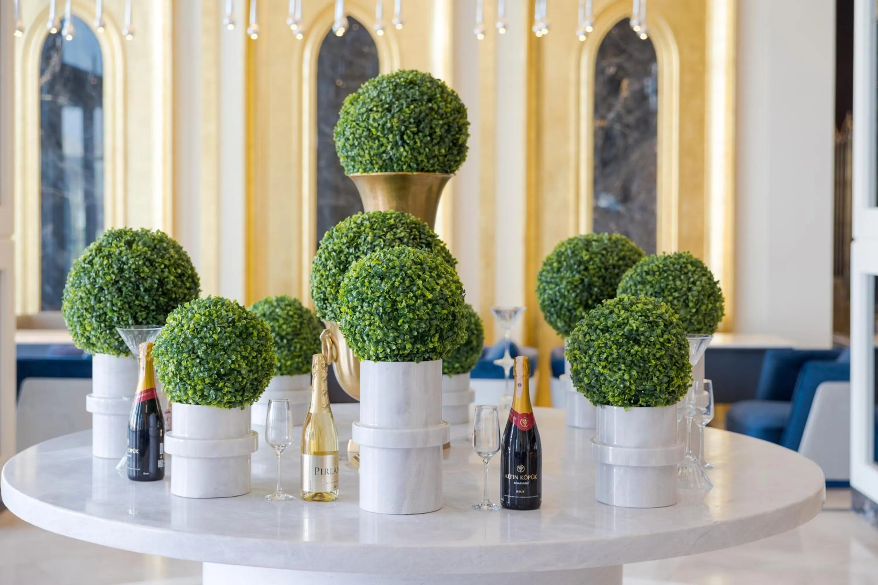 Lobby or reception in Serenity Queen Hotel