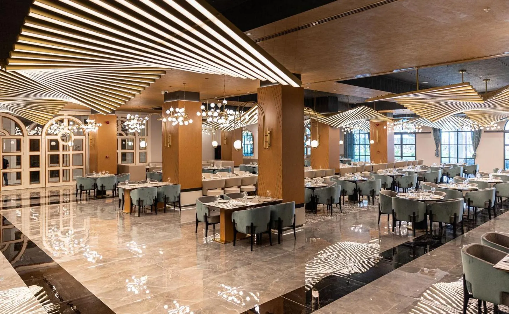 Property building in Serenity Queen Hotel