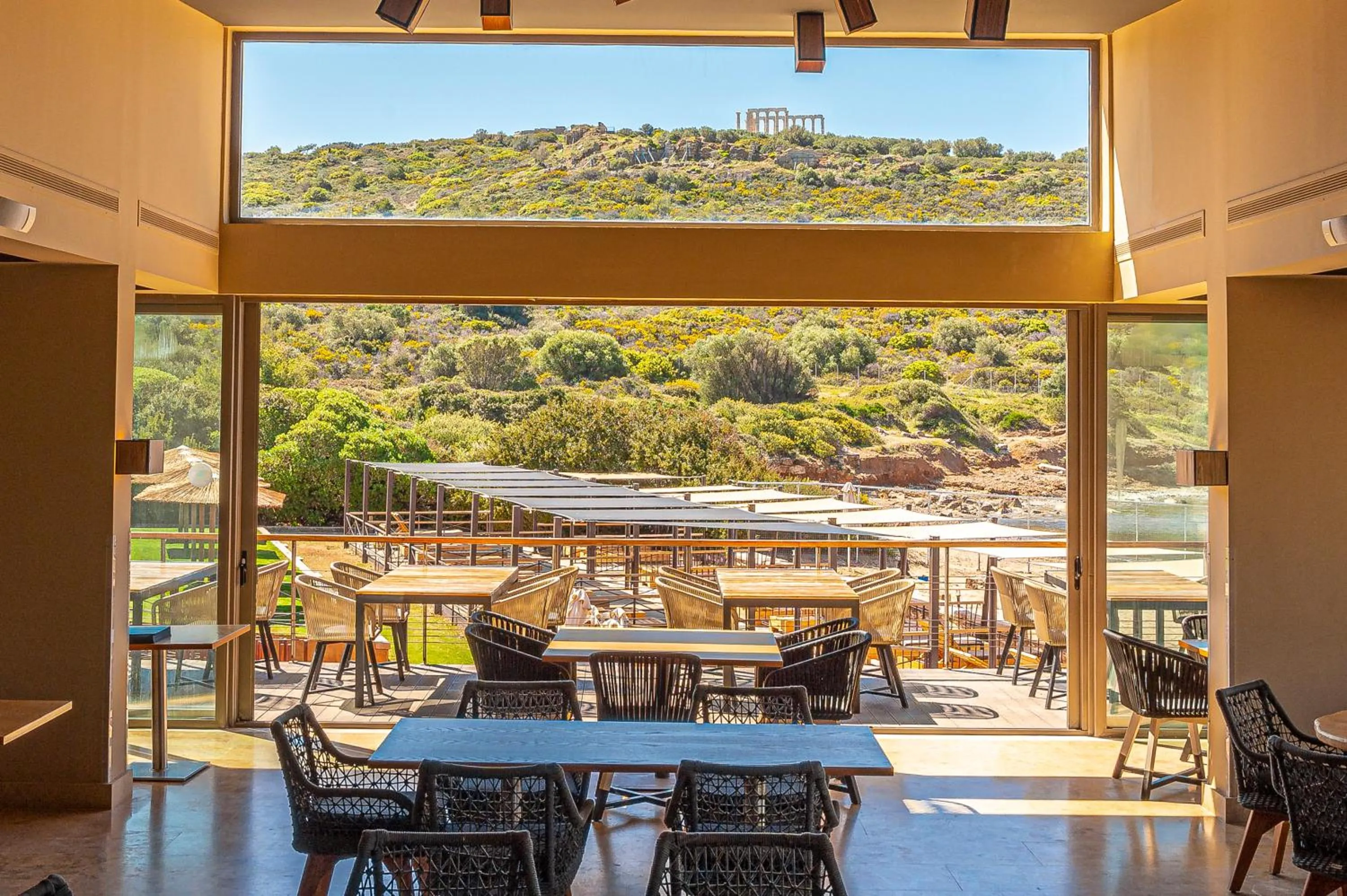 Restaurant/places to eat in Aegeon Beach Hotel