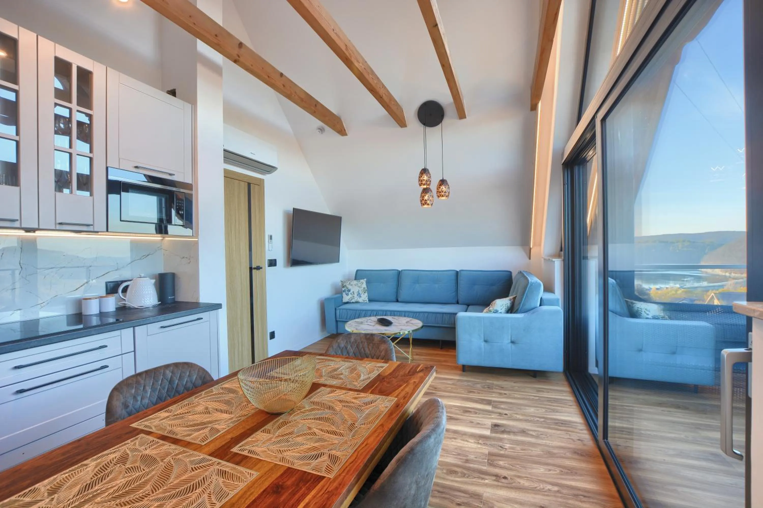 Kitchen or kitchenette in Santa Angela Solina Resort & SPA