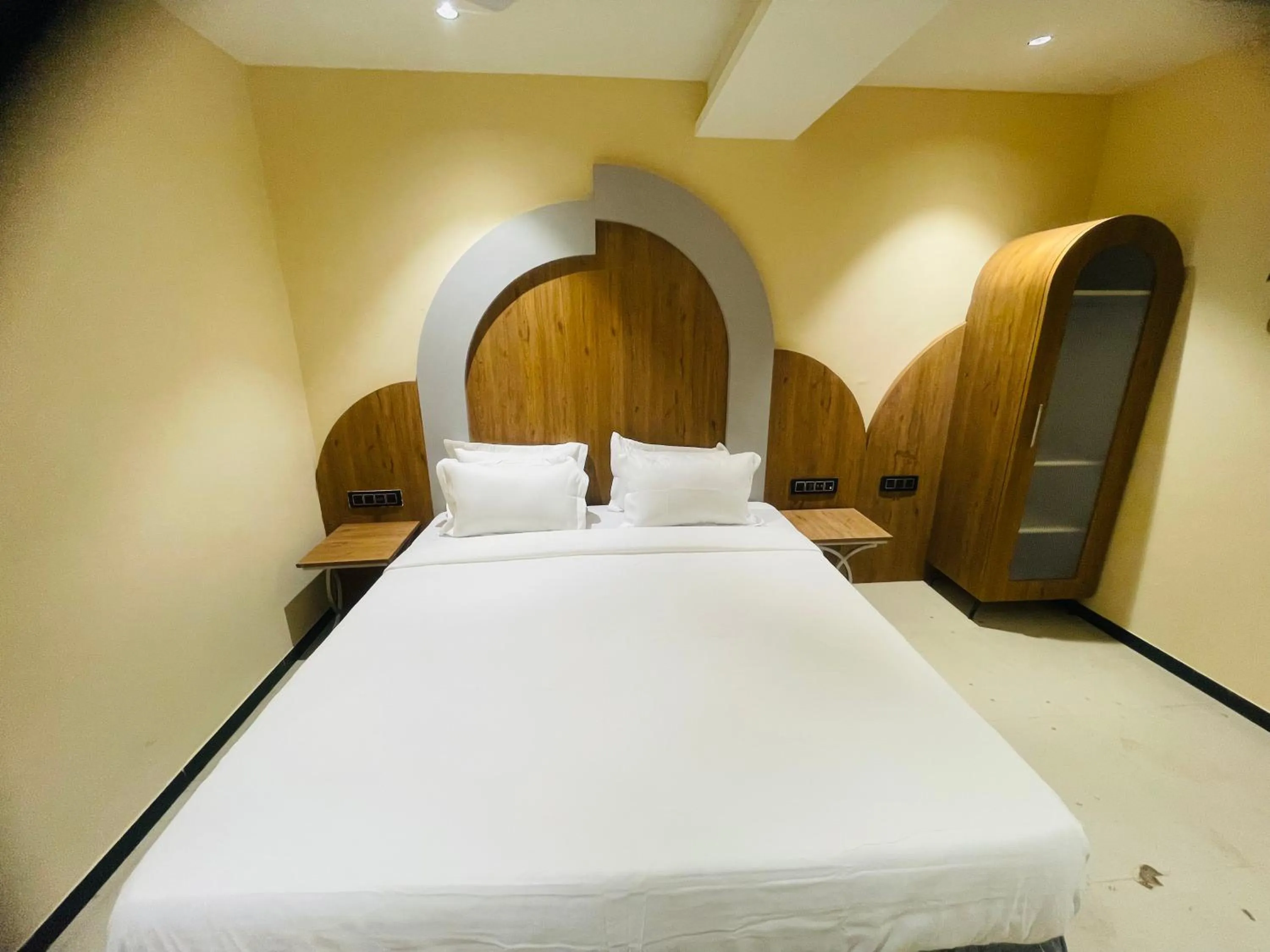 Bed in Hotel Nova Bopal