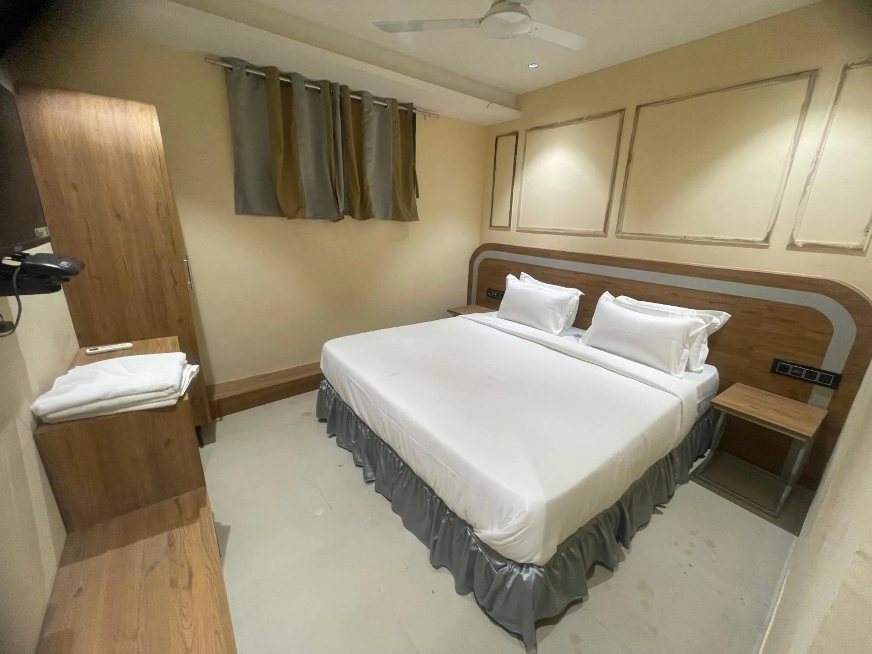 Bed in Hotel Nova Bopal