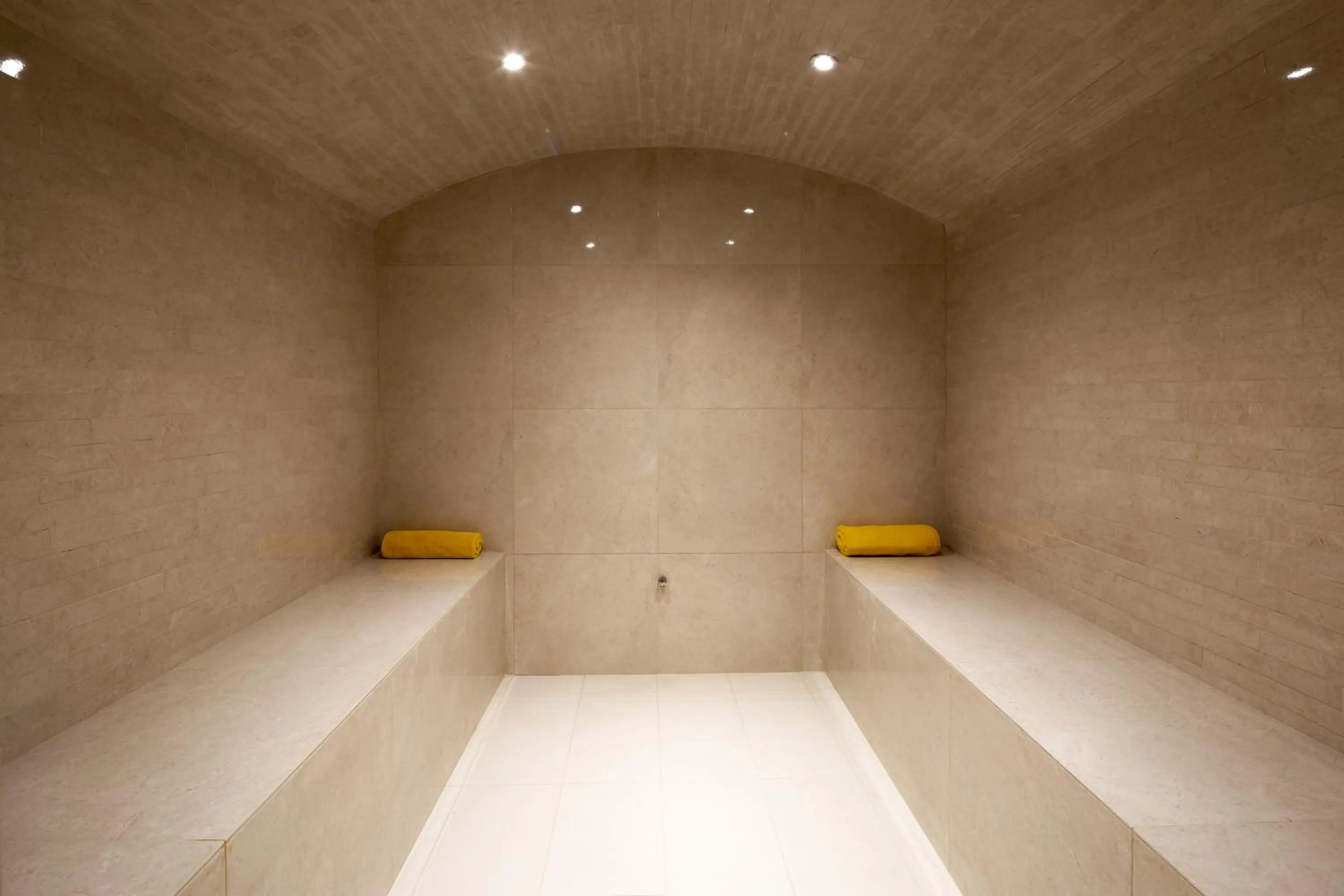 Steam room in Theoxenia Palace