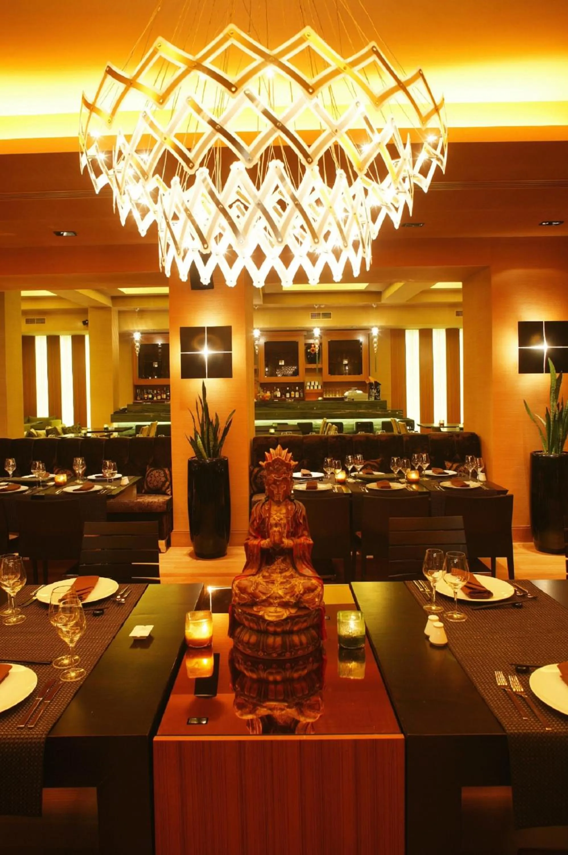 Restaurant/places to eat in Theoxenia Palace