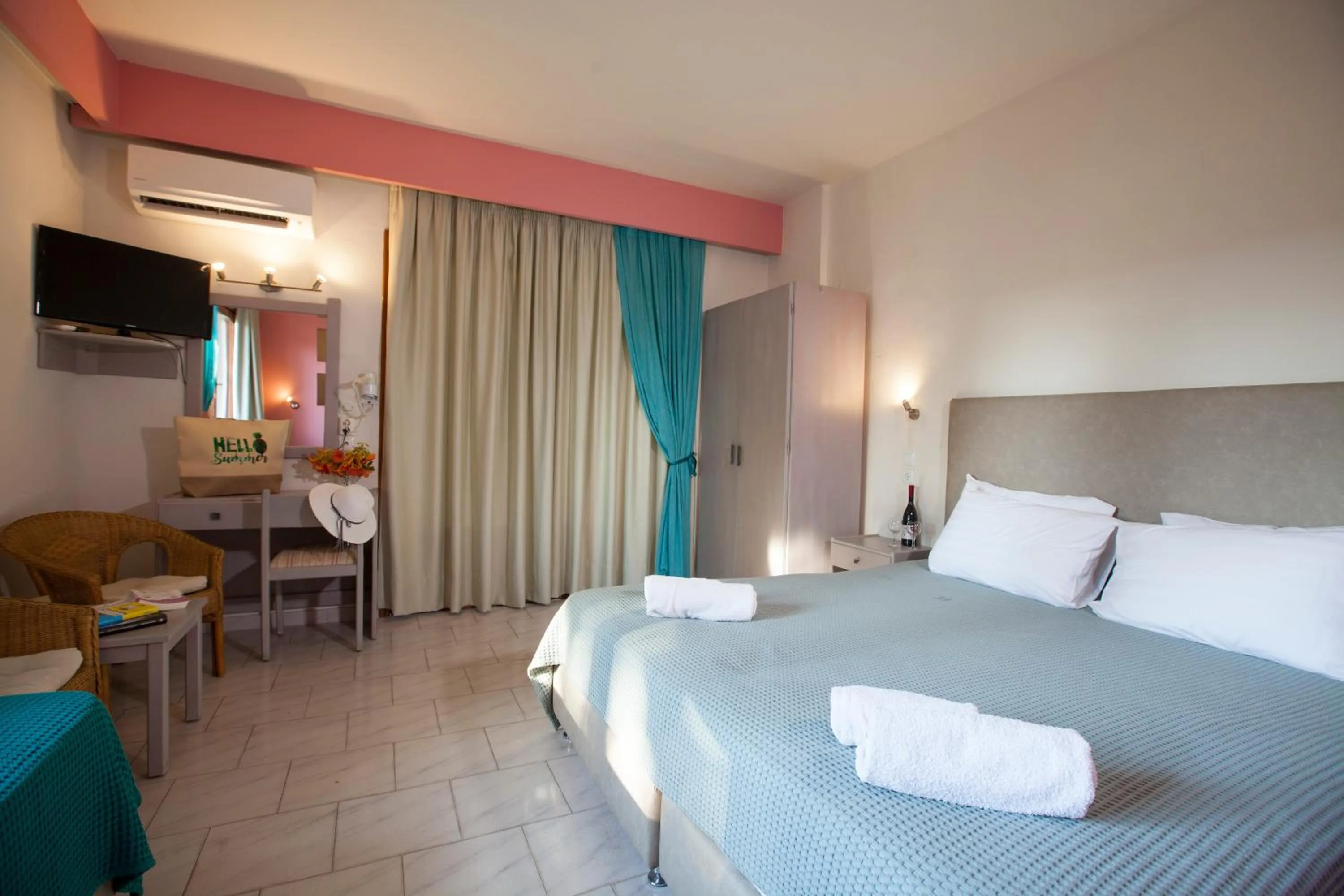 TV and multimedia, Bed in John Mary