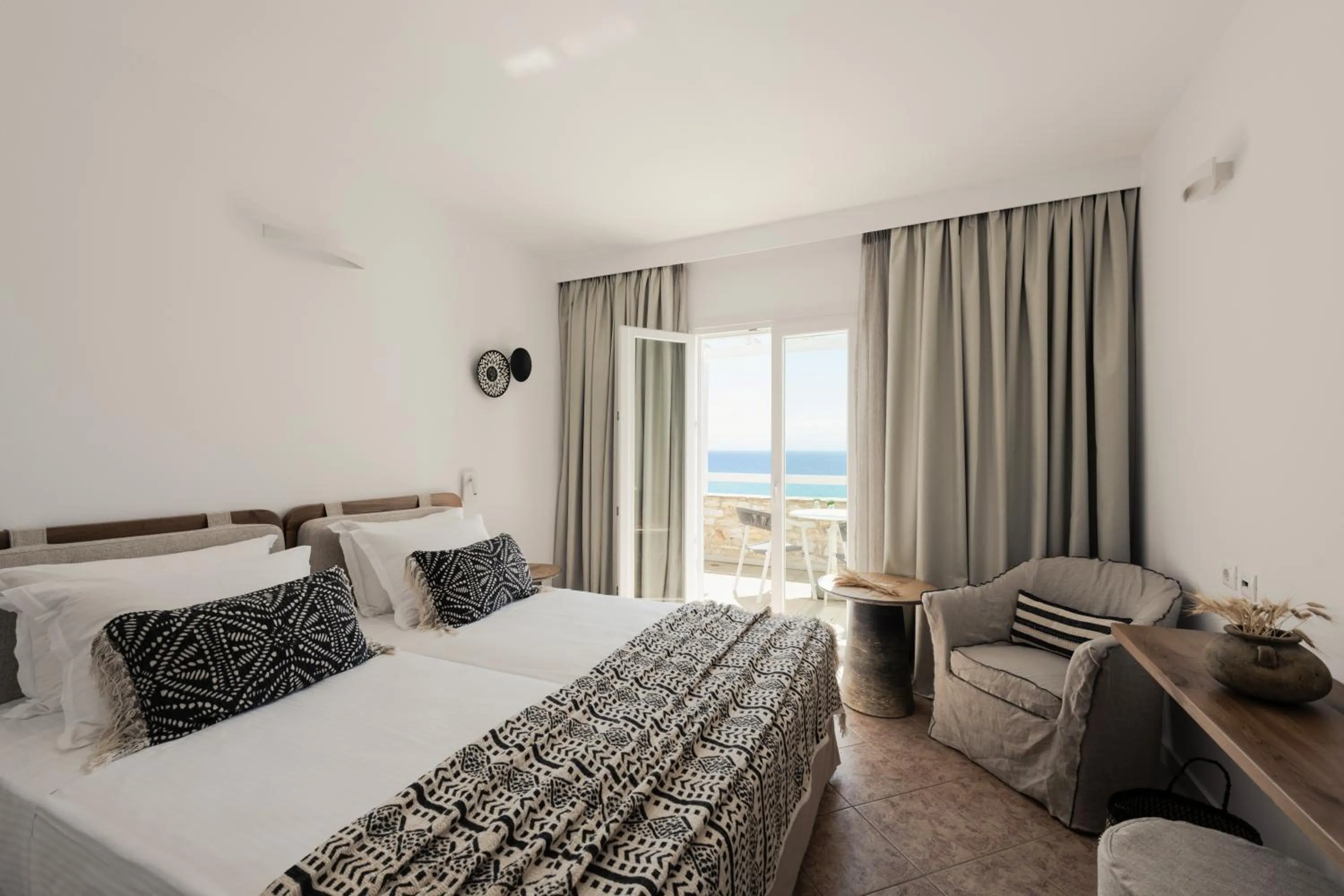 Bedroom, Bed in Saint George Hotel