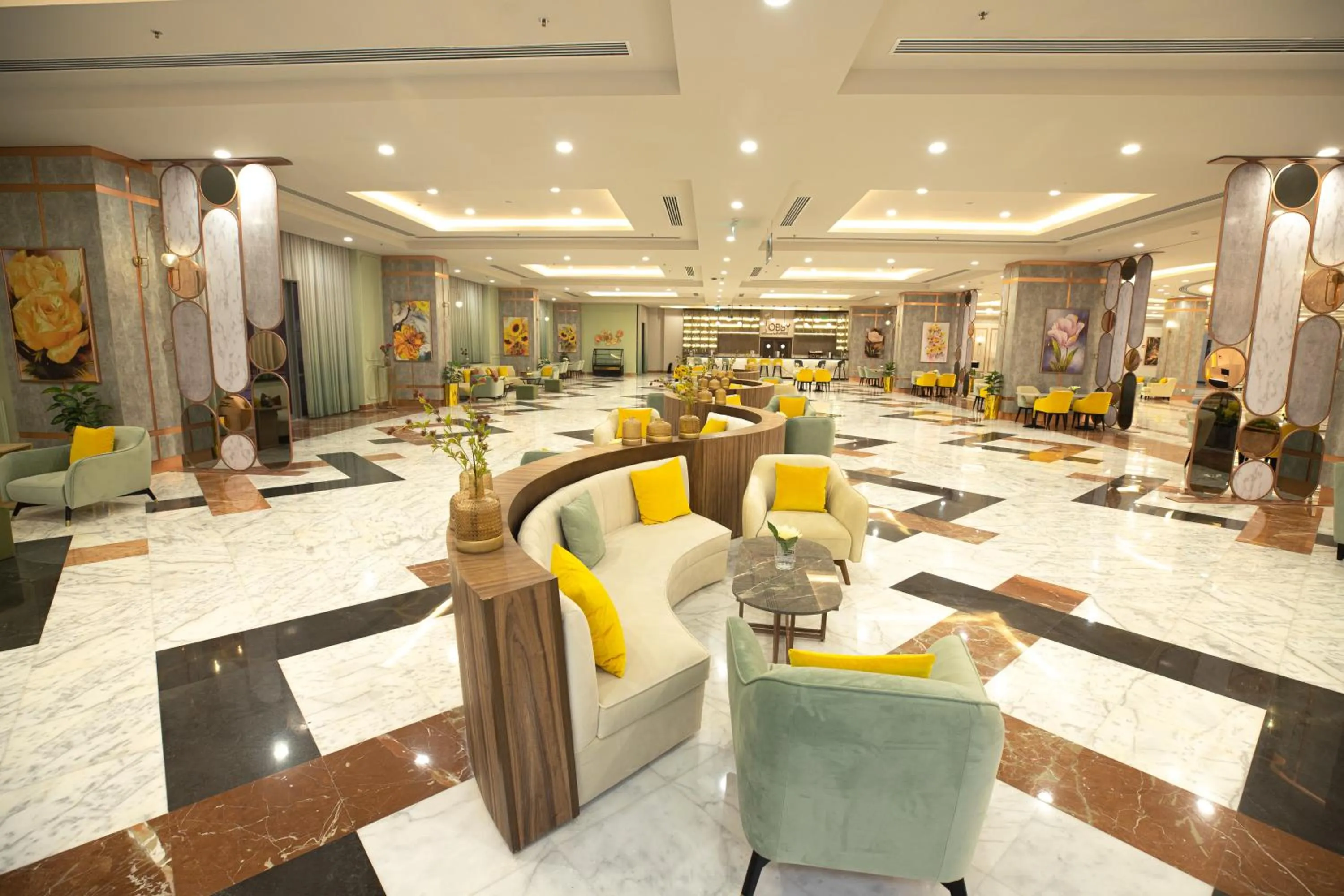 Restaurant/places to eat in Tolip Olympic International City