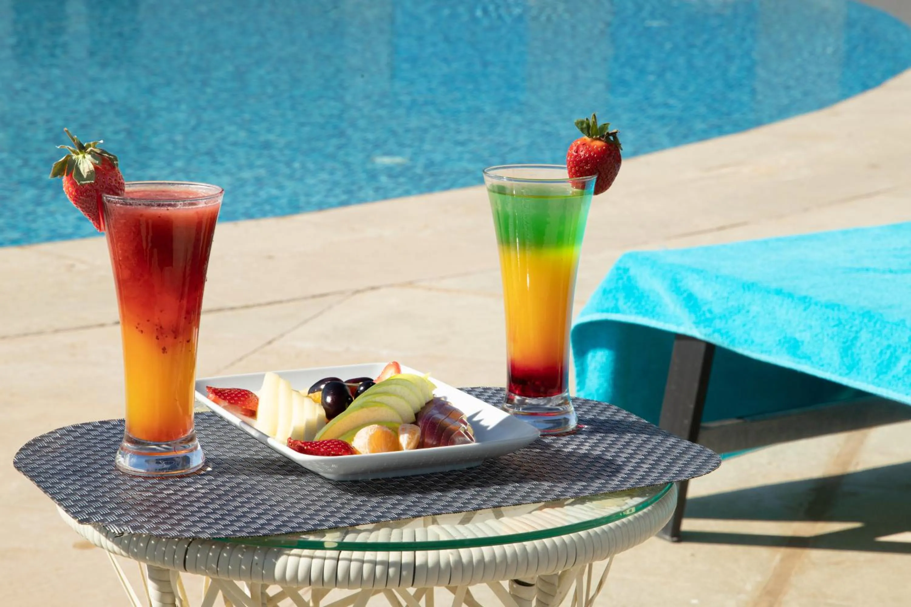 Swimming pool in Tolip Olympic International City