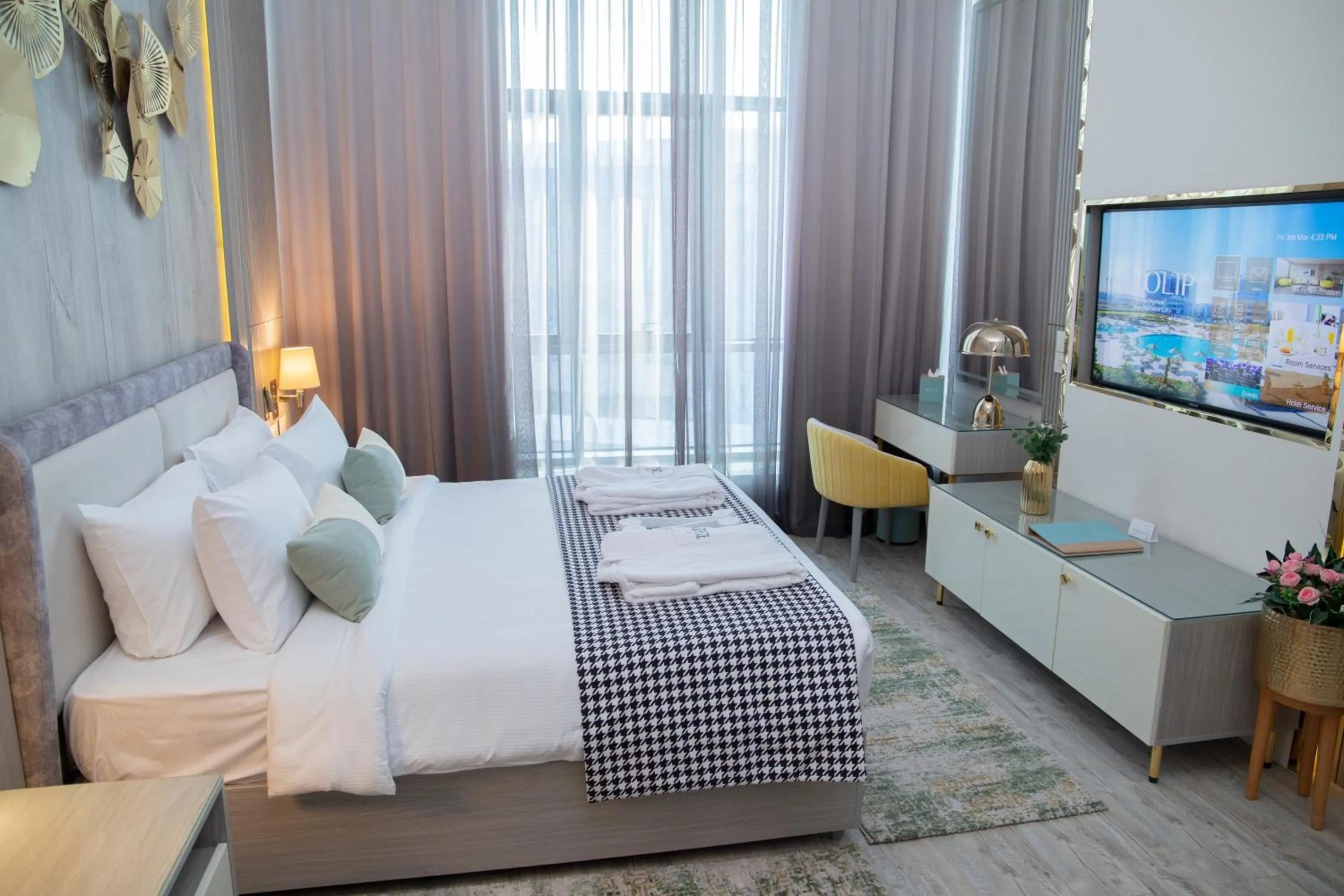 Bedroom, Bed in Tolip Olympic International City