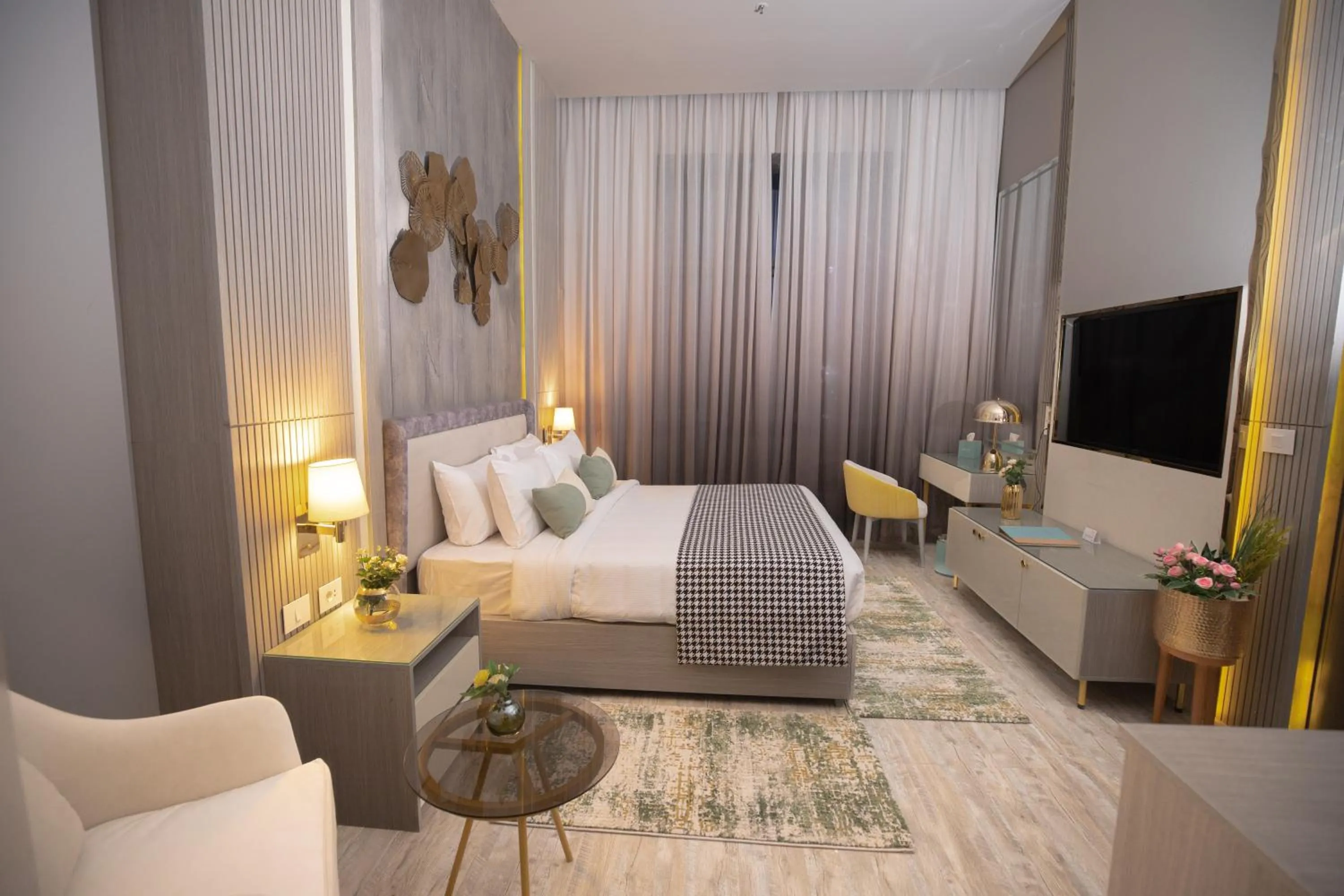 Bedroom, Bed in Tolip Olympic International City