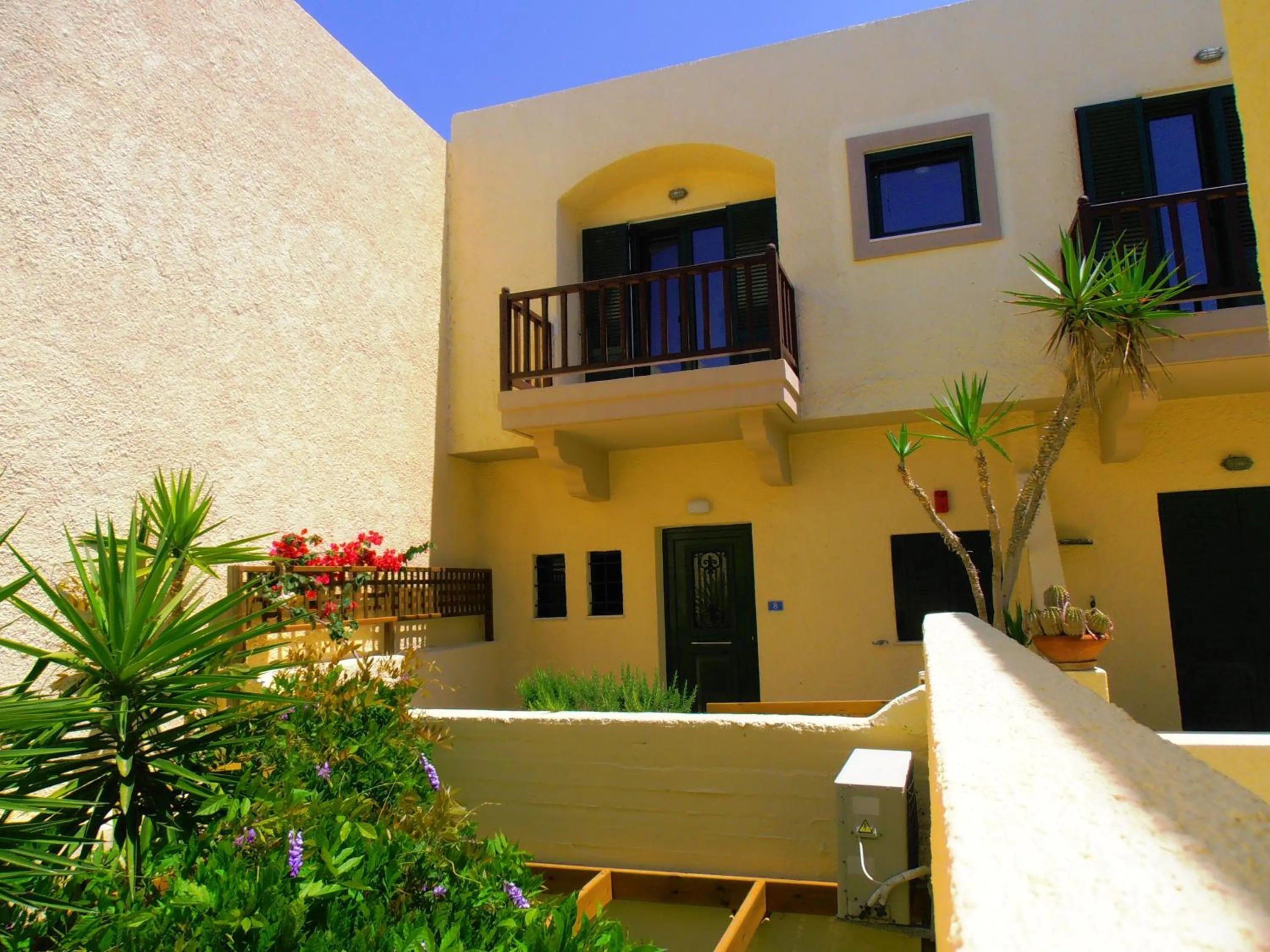 Property building in Porto Sisi Hotel Apartments