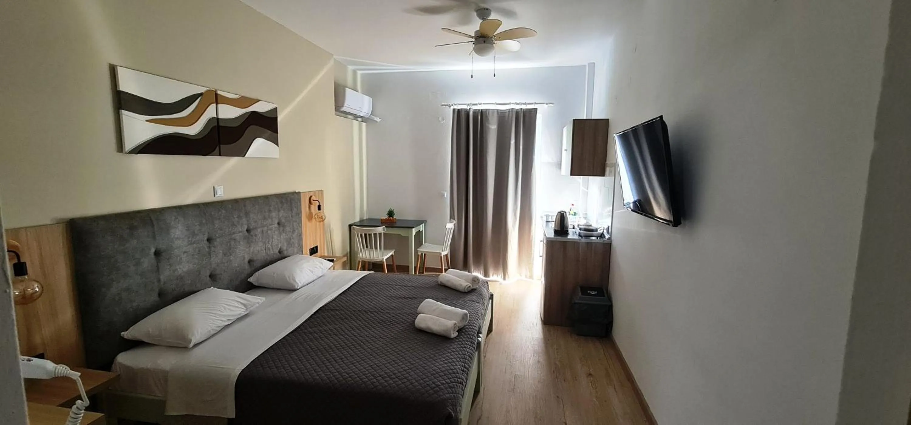 Bed in JP Pool & Apartments