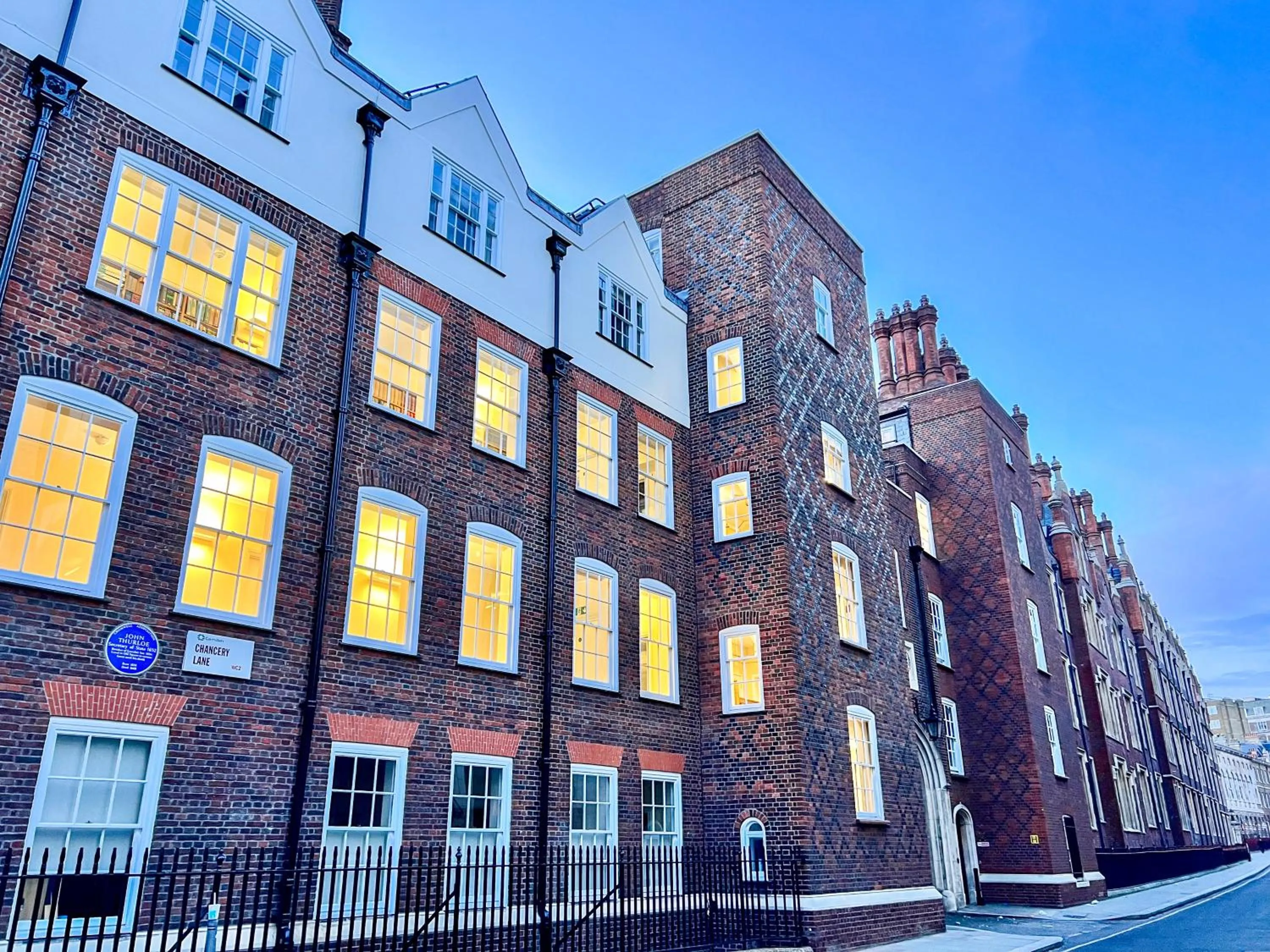 Deluxe Entire Apartment Between Covent Garden and St Pauls Cathedral