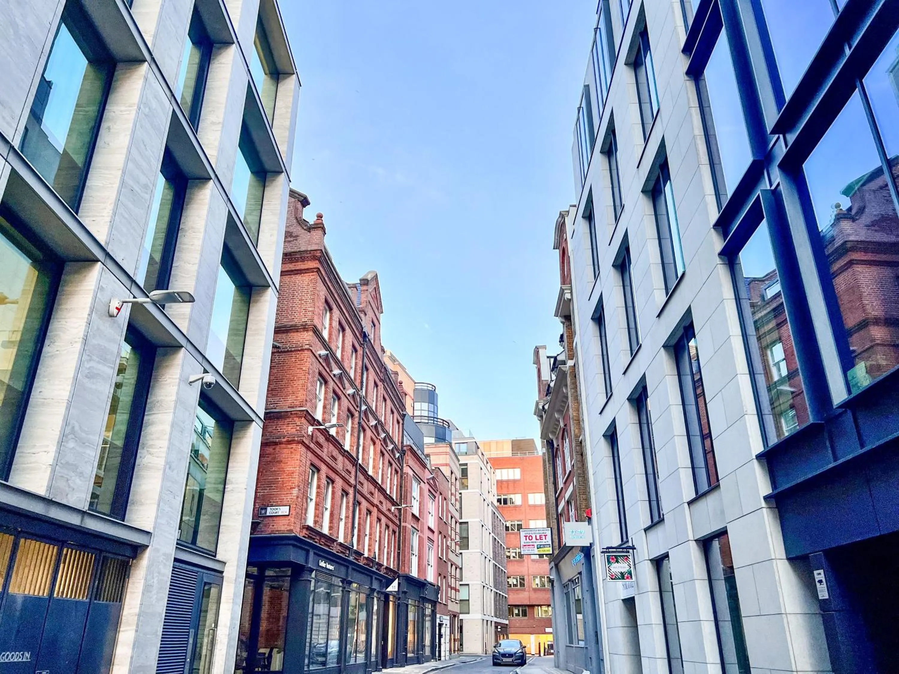 Deluxe Entire Apartment Between Covent Garden and St Pauls Cathedral