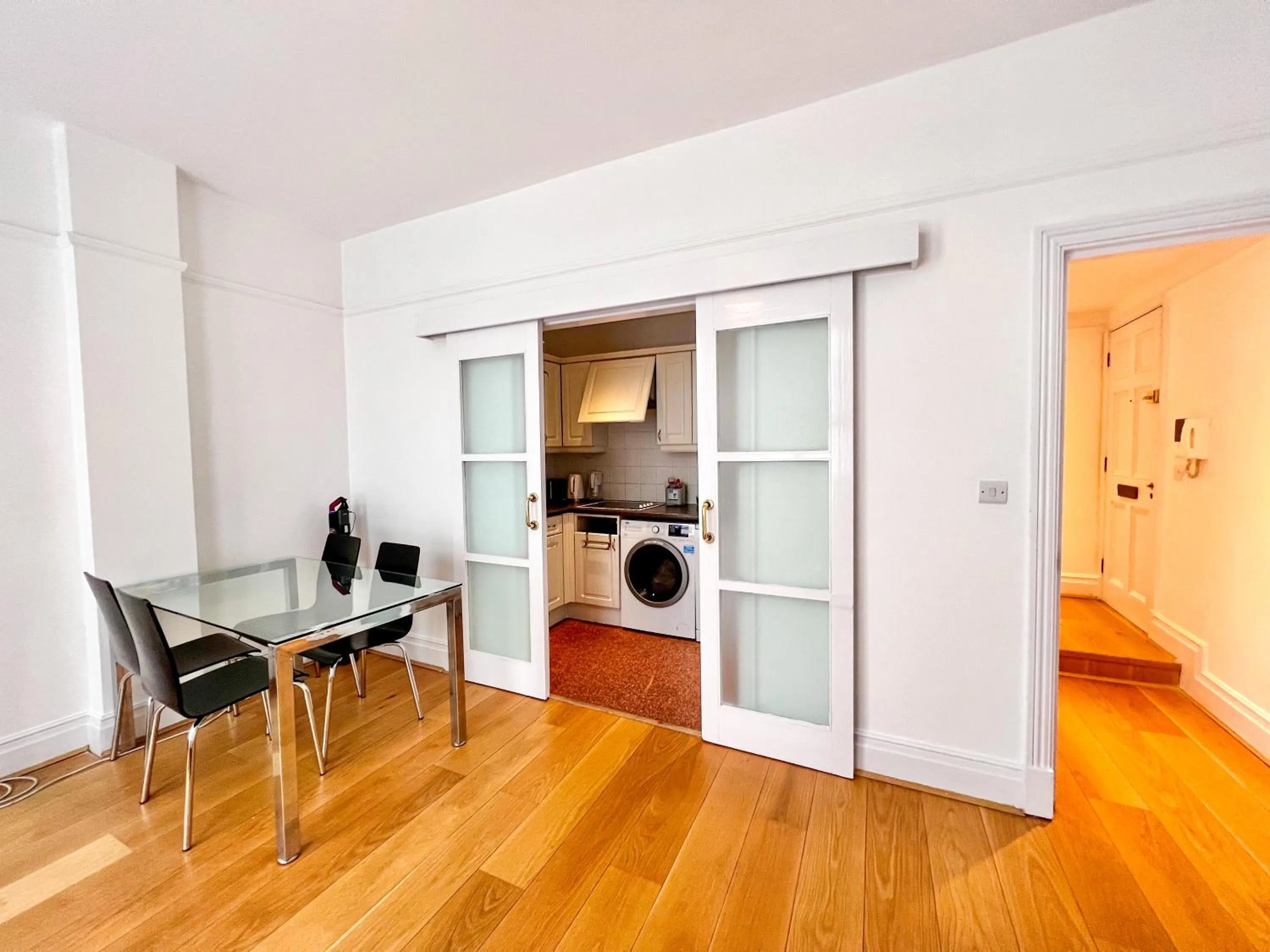 Deluxe Entire Apartment Between Covent Garden and St Pauls Cathedral