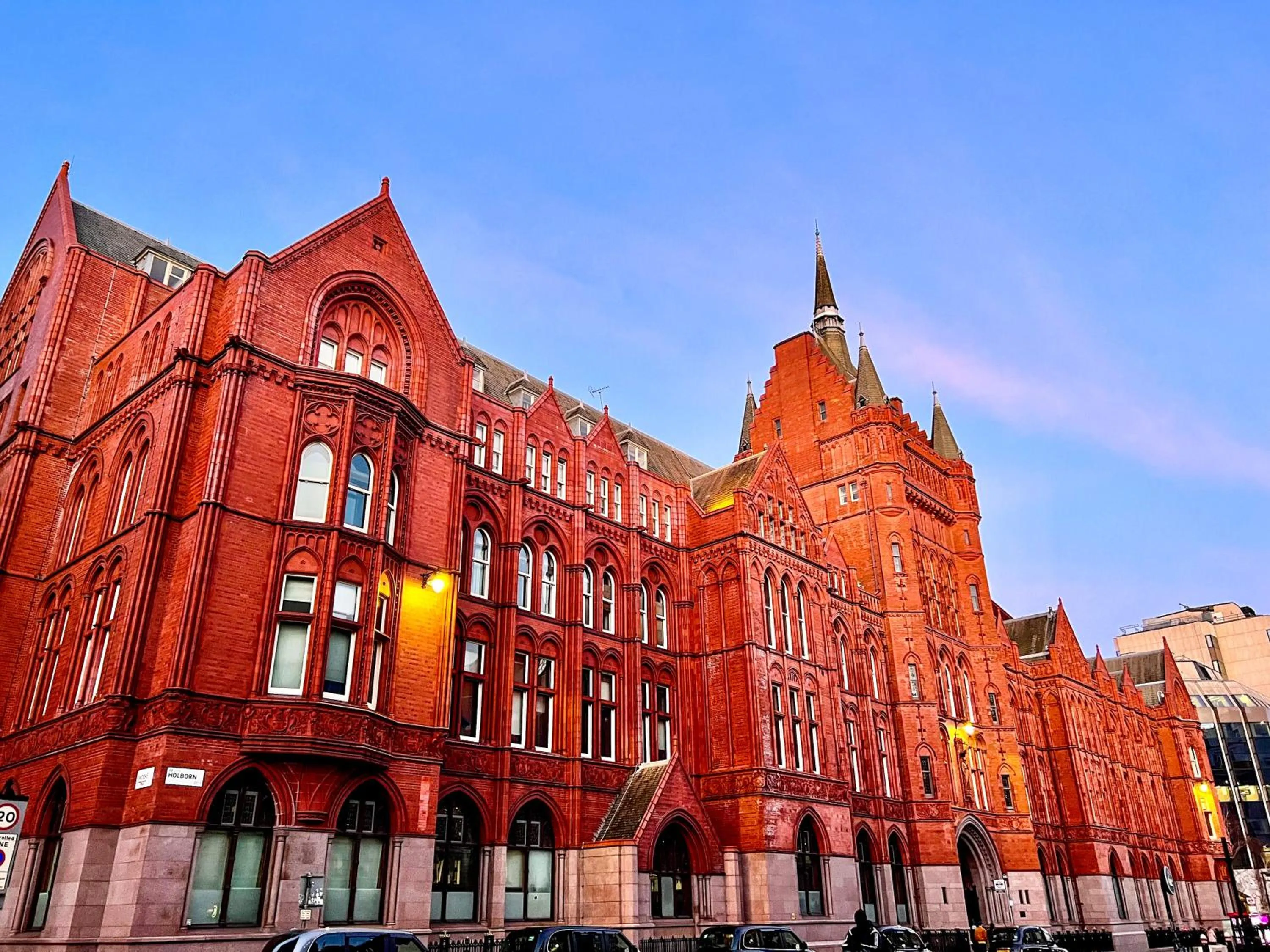 Deluxe Entire Apartment Between Covent Garden and St Pauls Cathedral