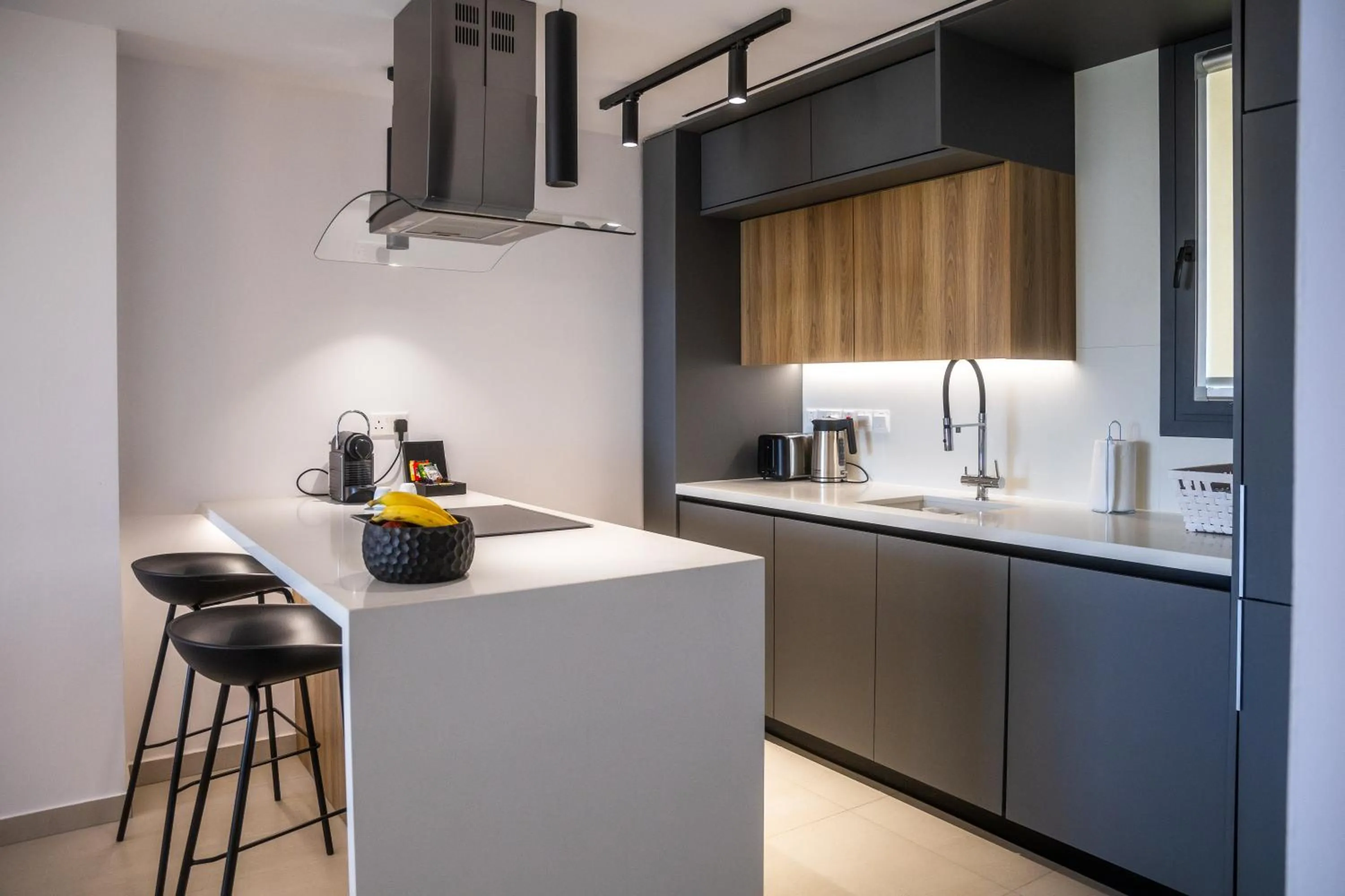 Coffee/tea facilities in Waterside Sea View Apartments