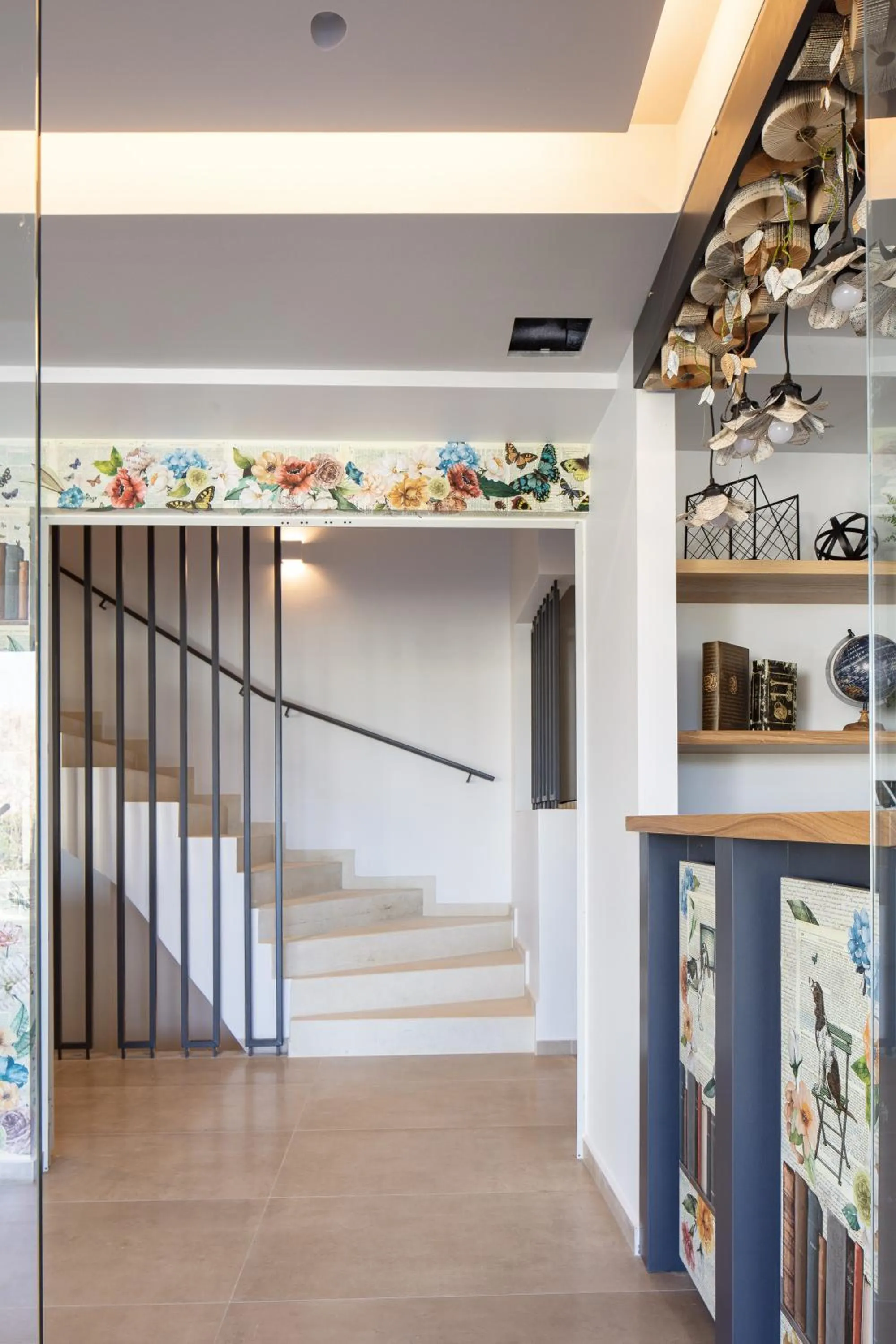 Lines Concept Accommodation