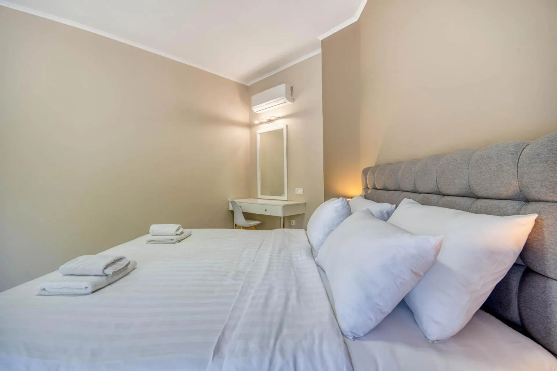 Bed in Rhodes Island Elli Beach Apartments