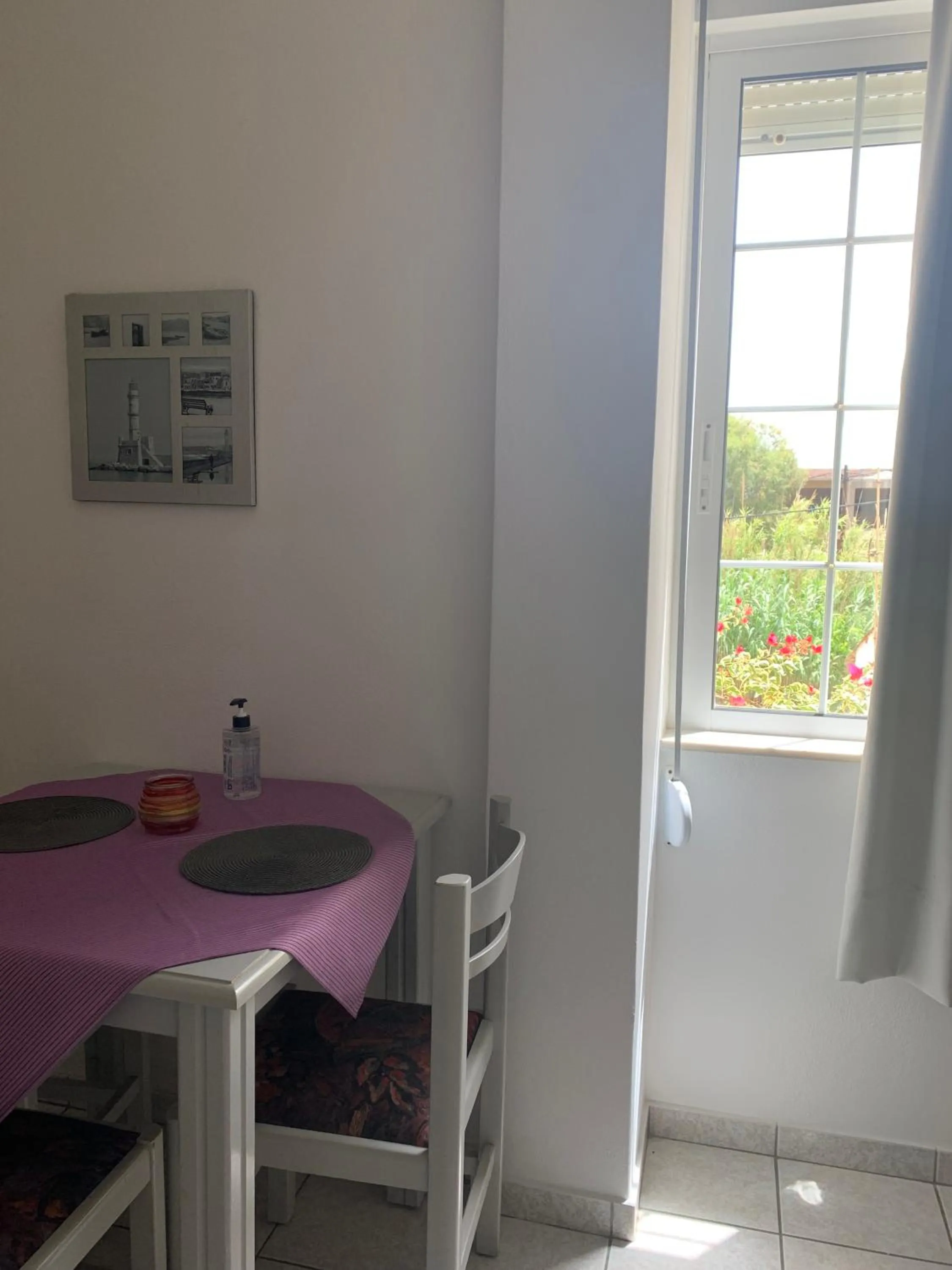 Kitchen or kitchenette in Ermis Suites