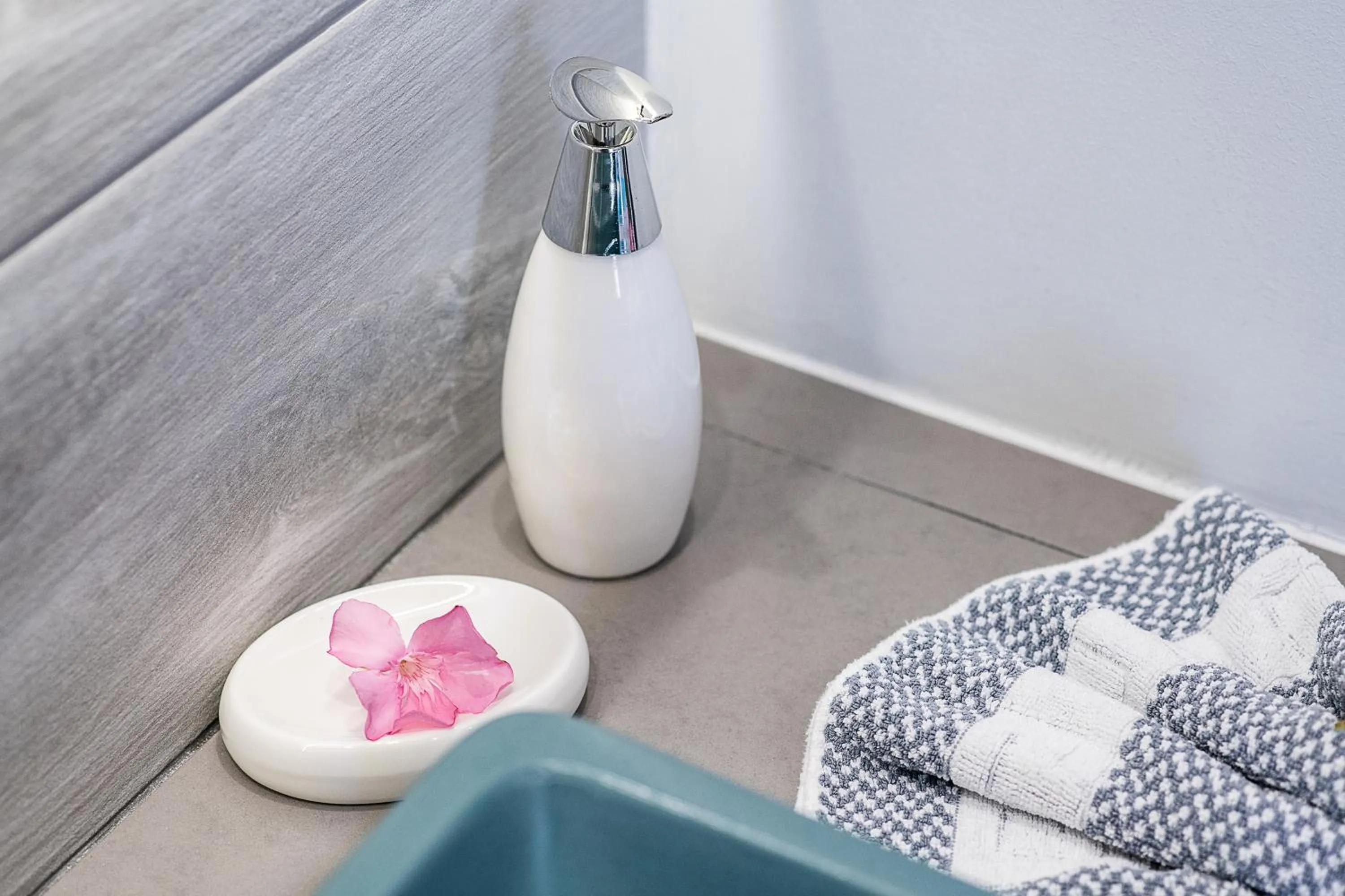 Decorative detail, Bed in Kavos Hotel & Suites