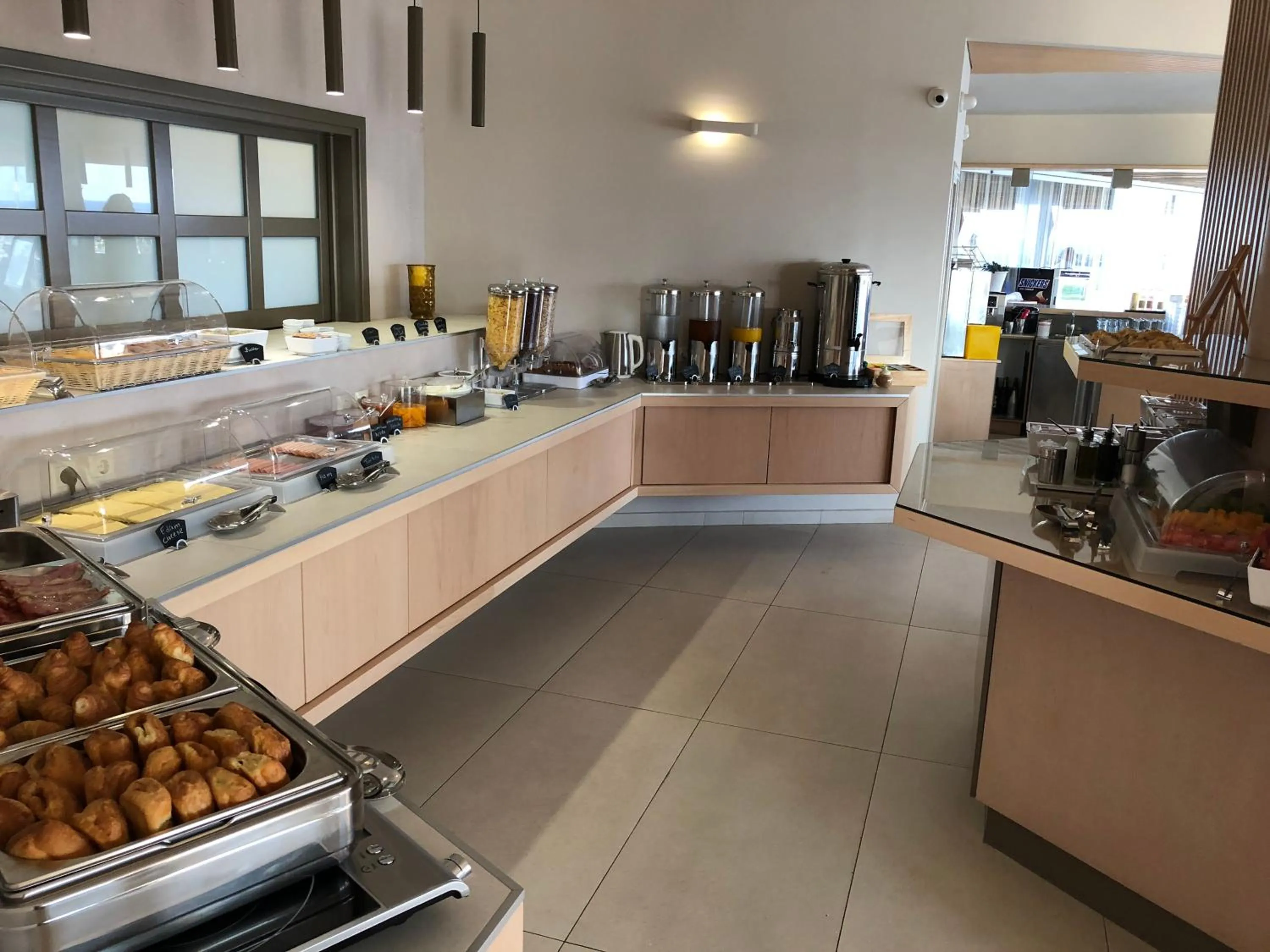 Buffet breakfast in Kavos Hotel & Suites