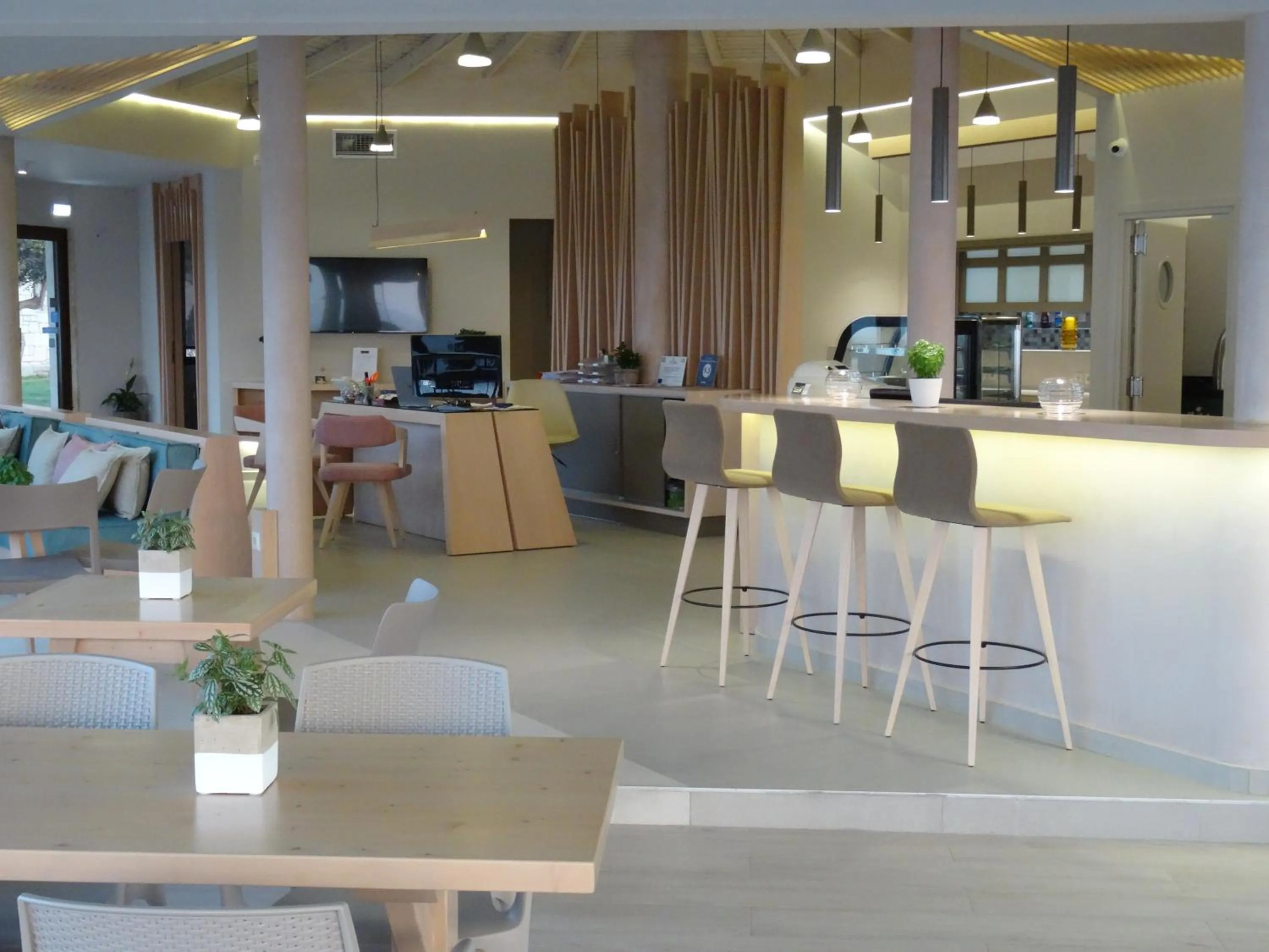 Seating area in Kavos Hotel & Suites