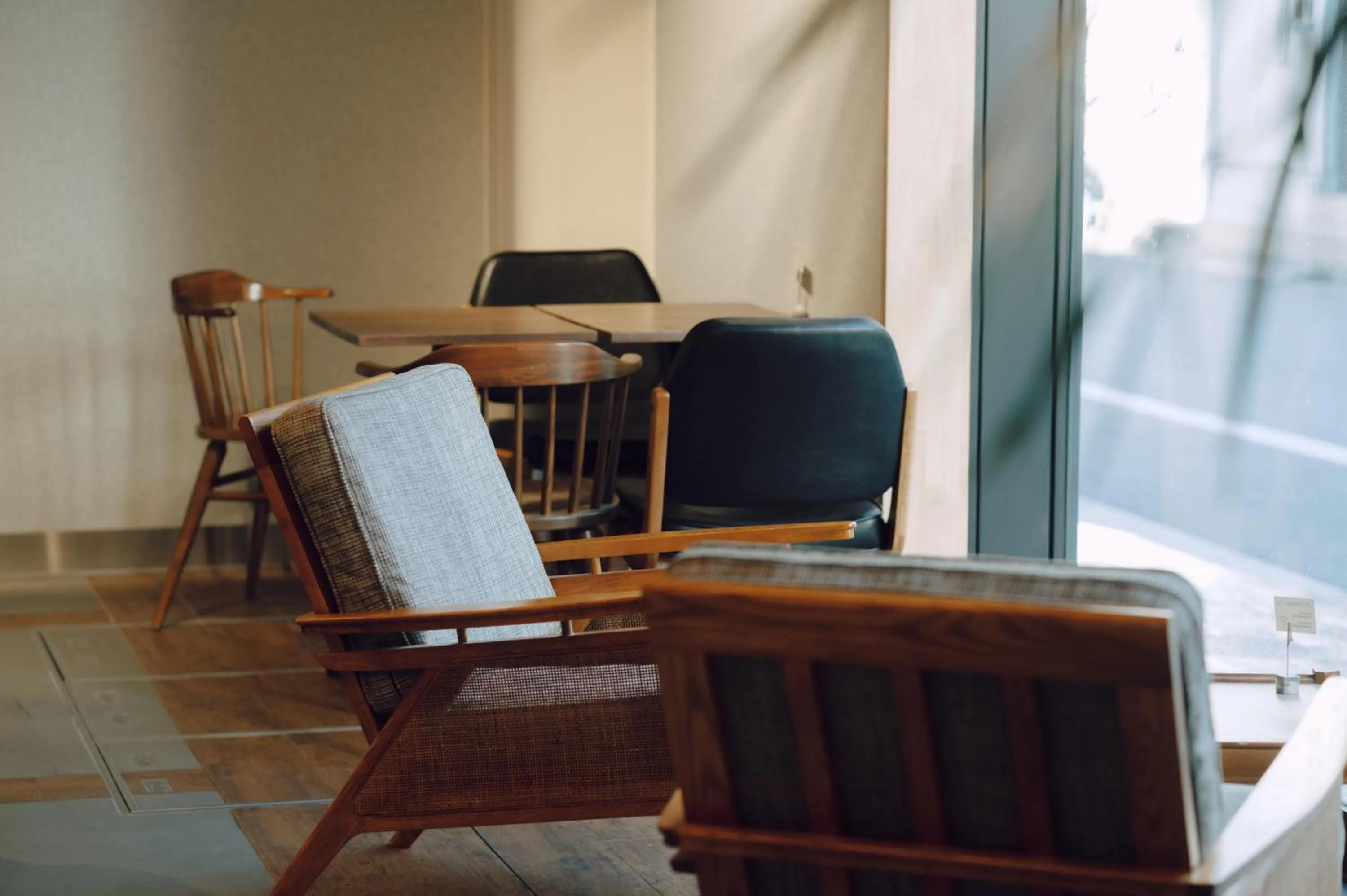 Seating area in OTHER SPACE Asakusa