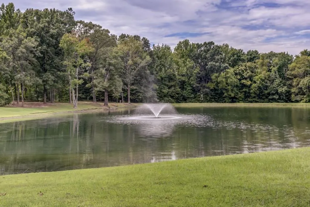 Bonne Terre Inn Crabapple