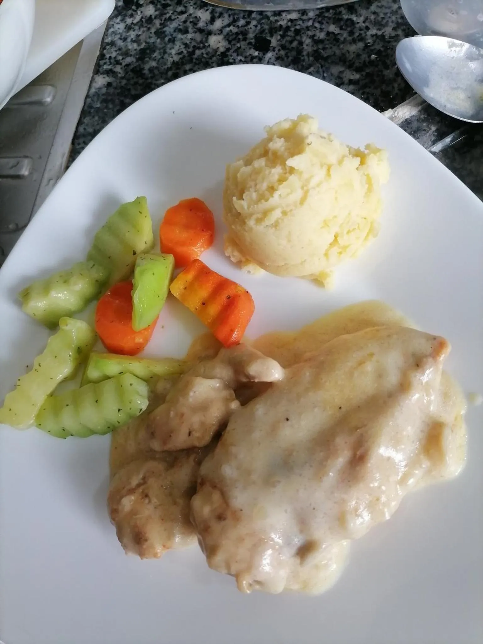 Restaurant/places to eat in La Bella Swiss Inn