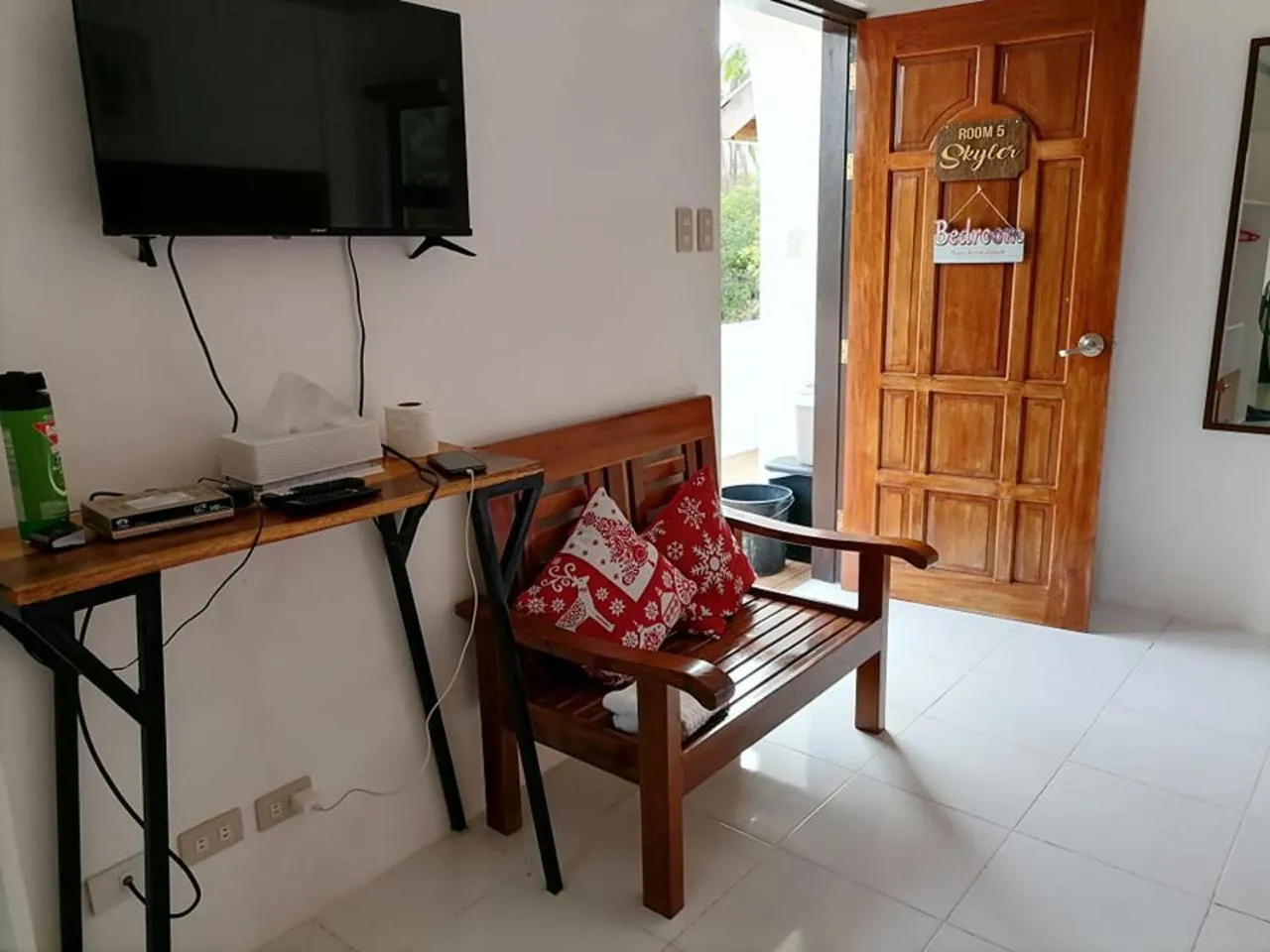 hair dresser in La Bella Swiss Inn