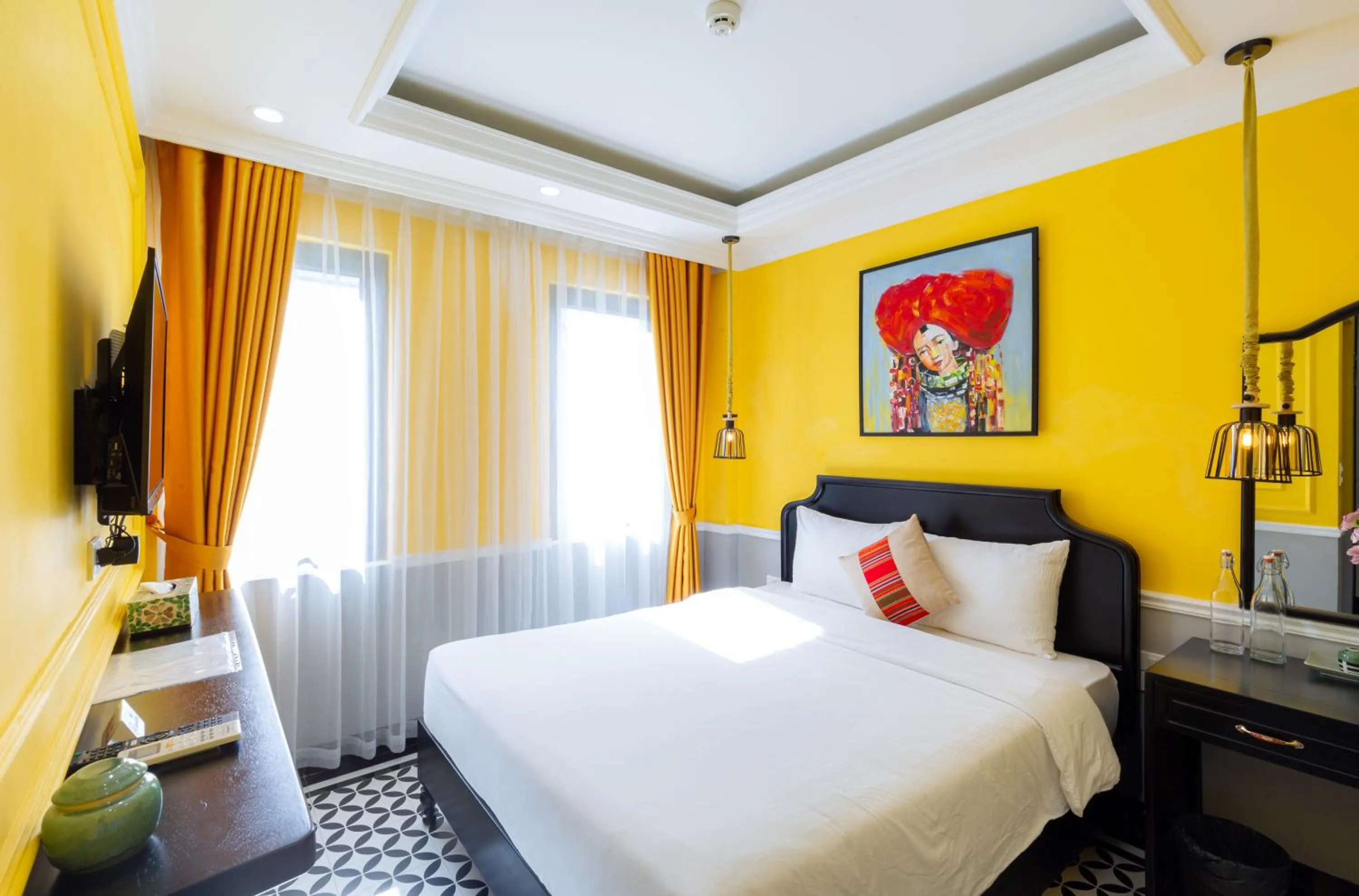 Bed in THE 1903 Sapa