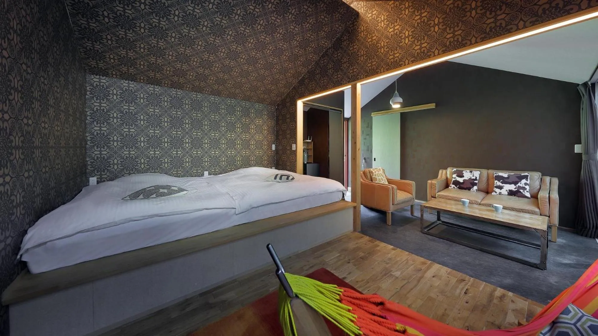 Bed in Onsen Glamping ShimaBlue