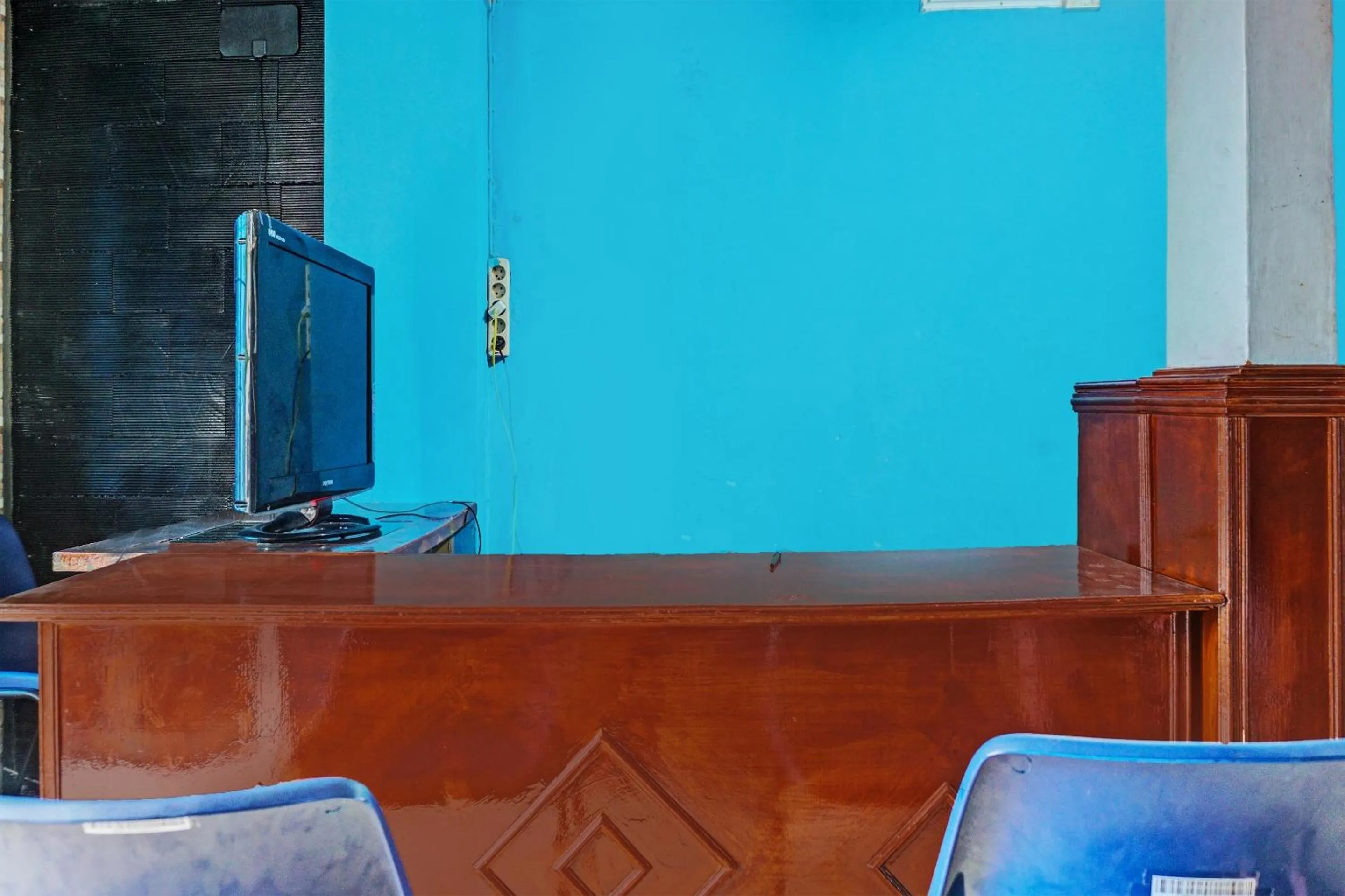 Lobby or reception in Hotel O Wisma Inayah Syariah