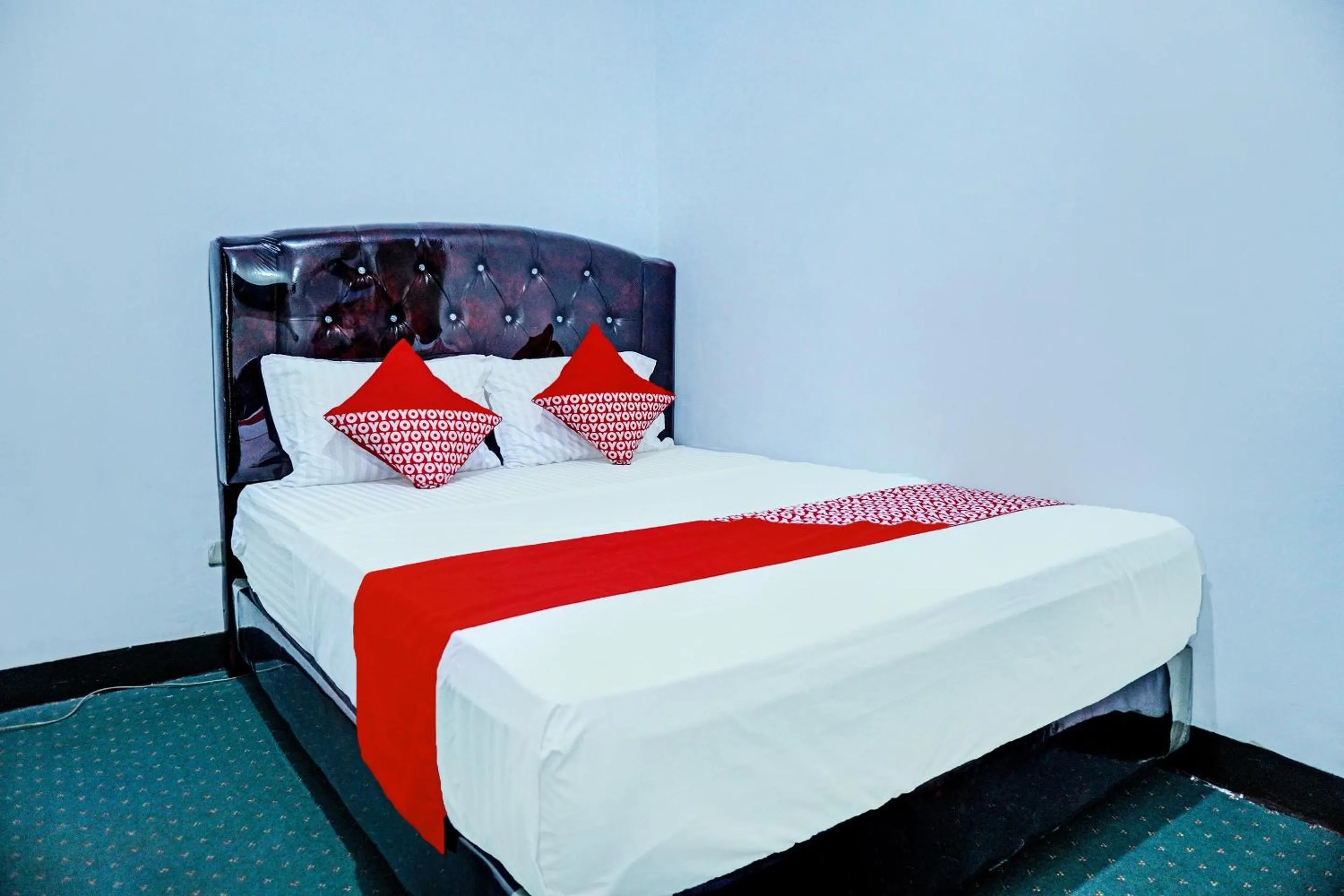 Bedroom, Bed in Hotel O Wisma Inayah Syariah