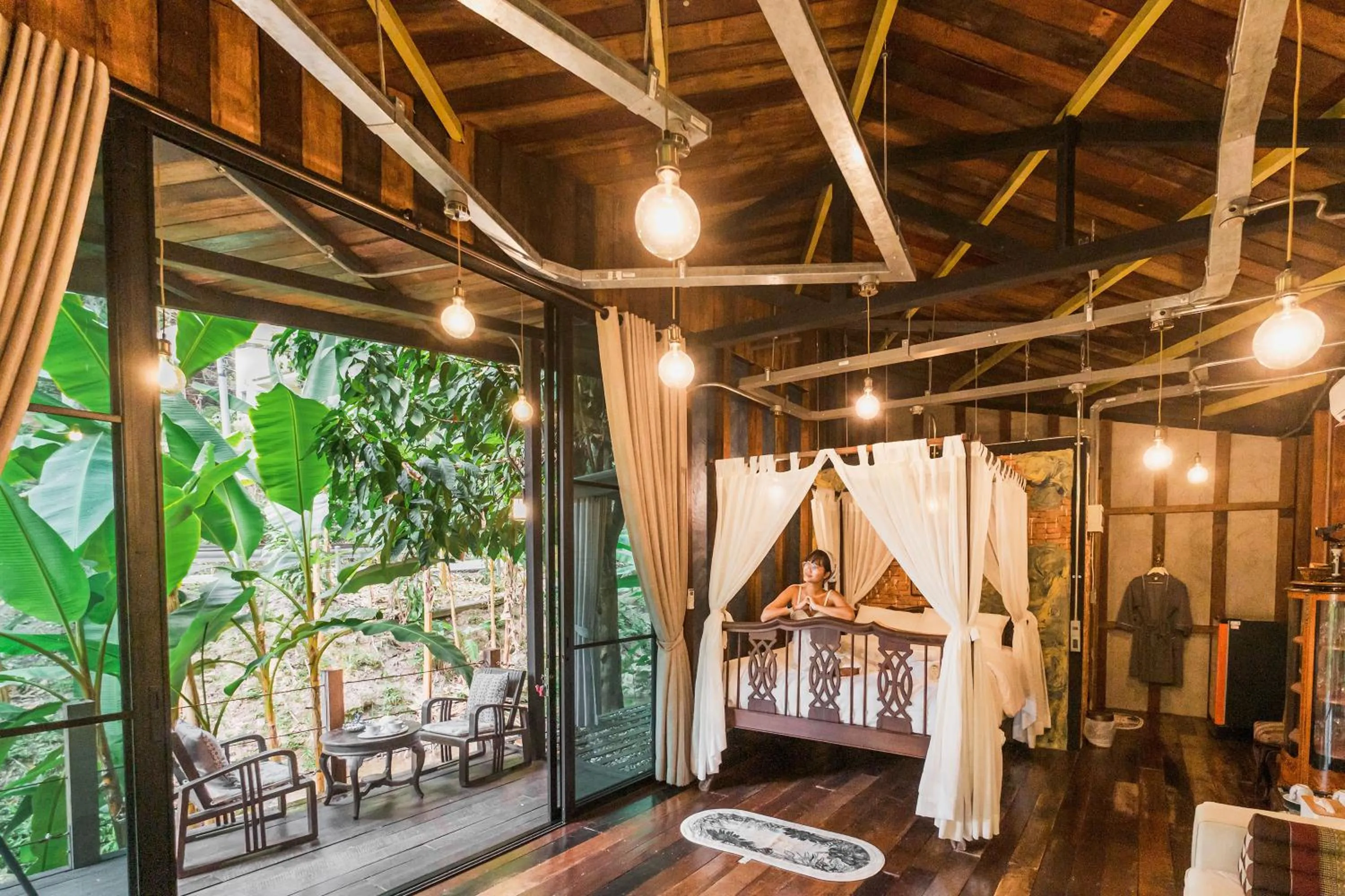 Property building in Voraman B-One