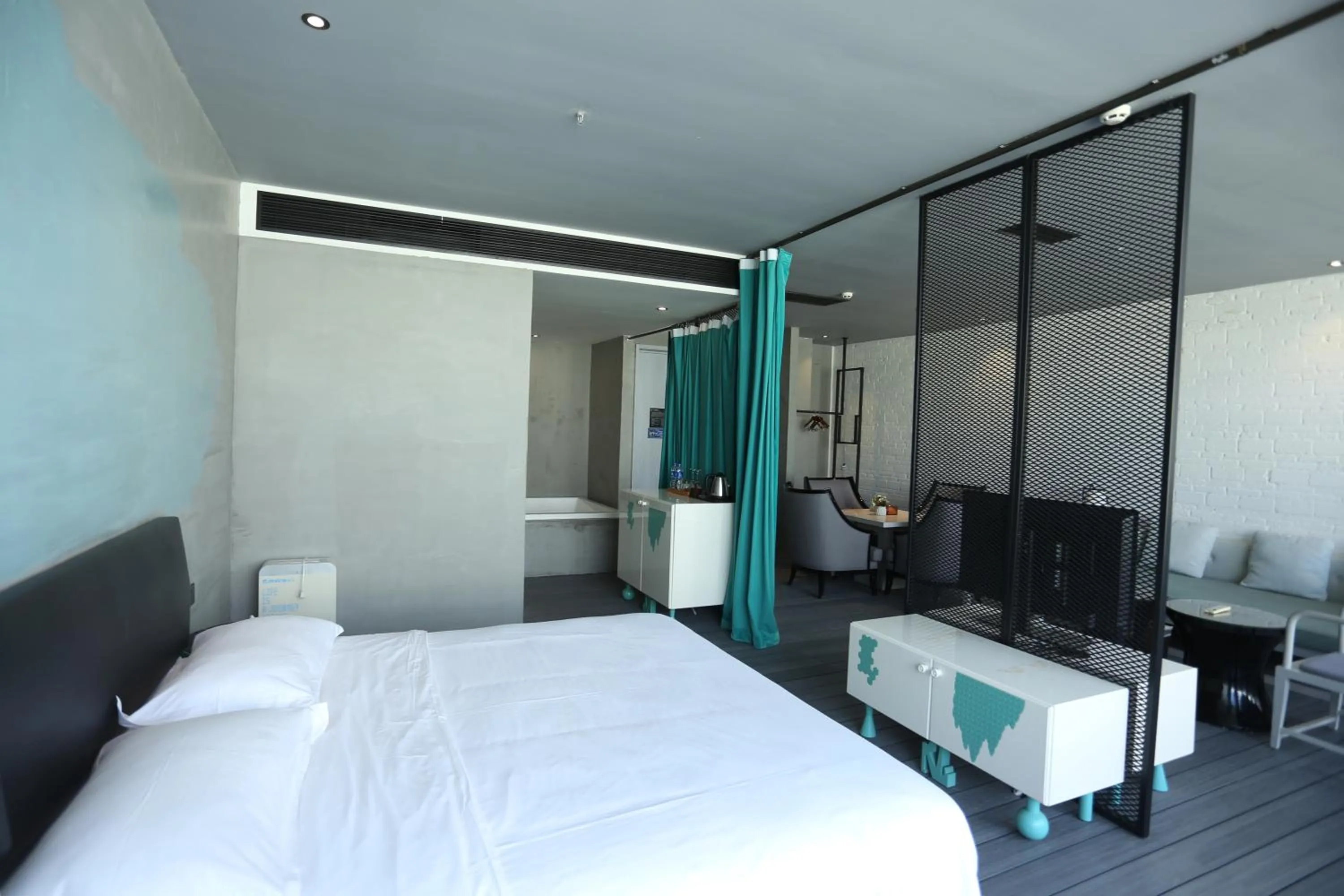 YueLanwan Seaside Resort Hotel