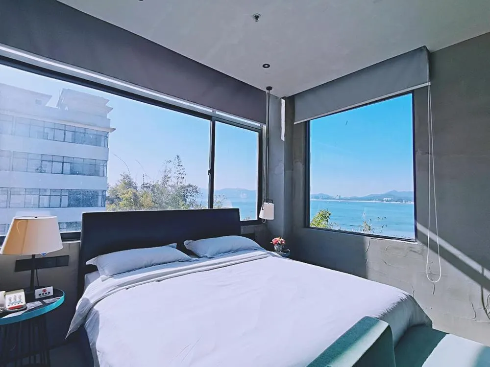 YueLanwan Seaside Resort Hotel