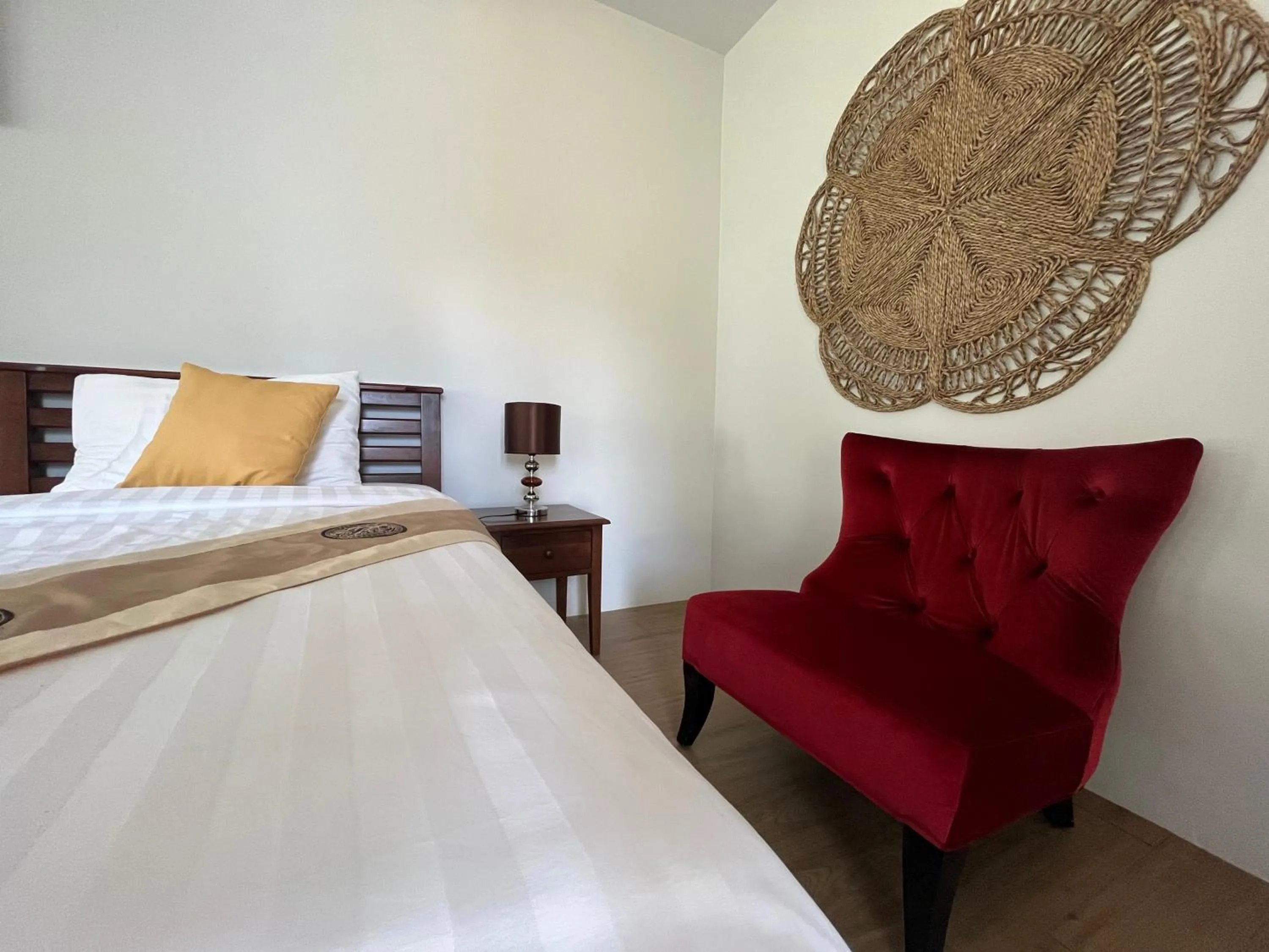 Seating area, Bed in Treeya Lanta