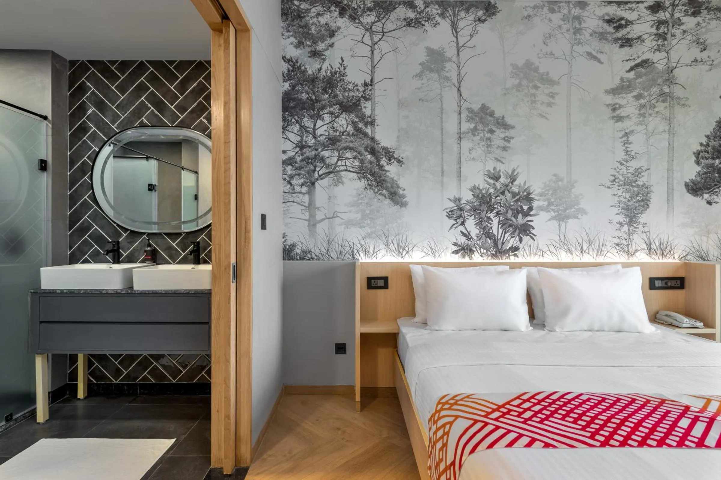 Photo of the whole room, Bed in Ginger Chandigarh, Zirakpur