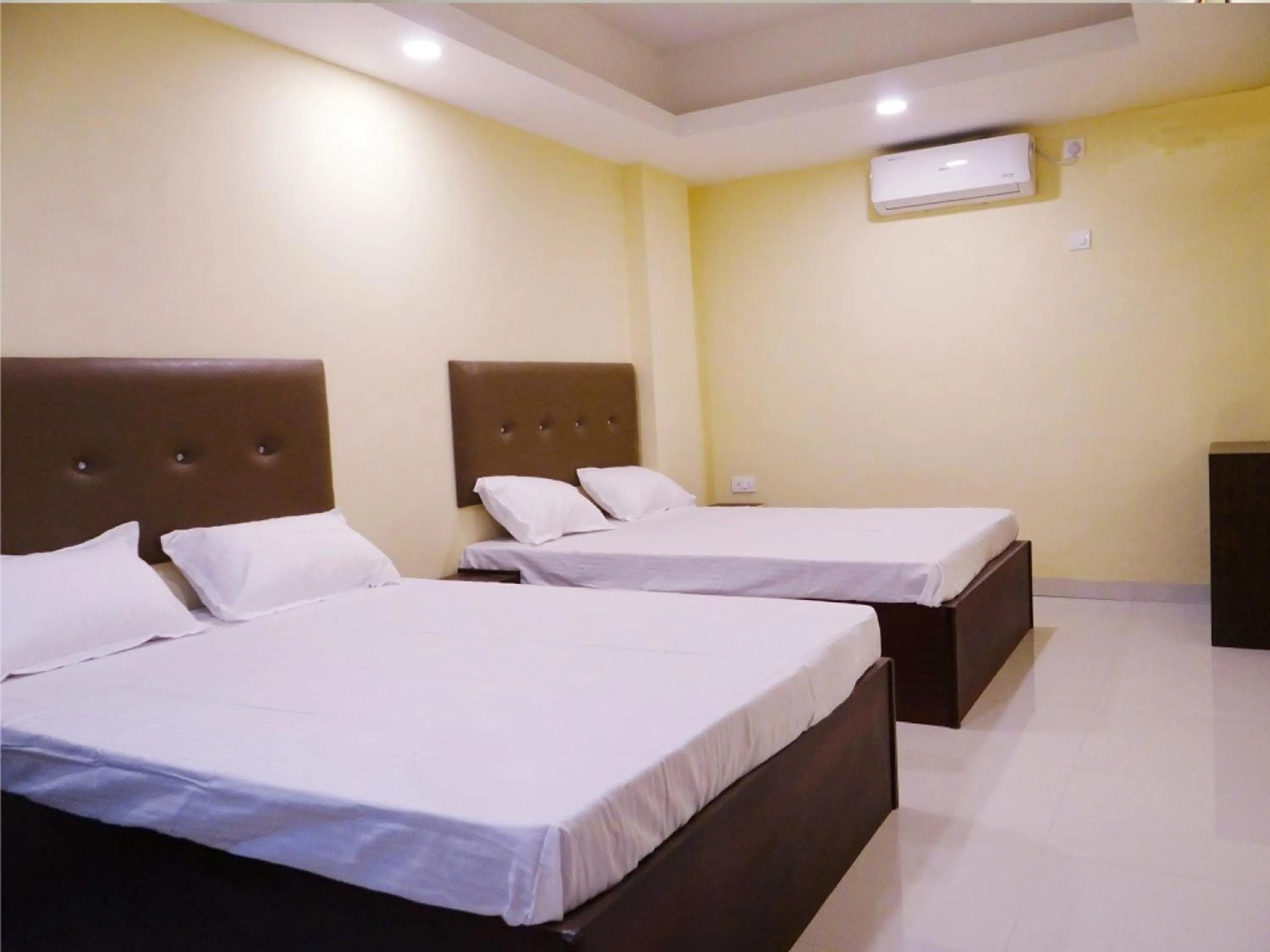 Bedroom, Bed in Hotel Soneva Inn