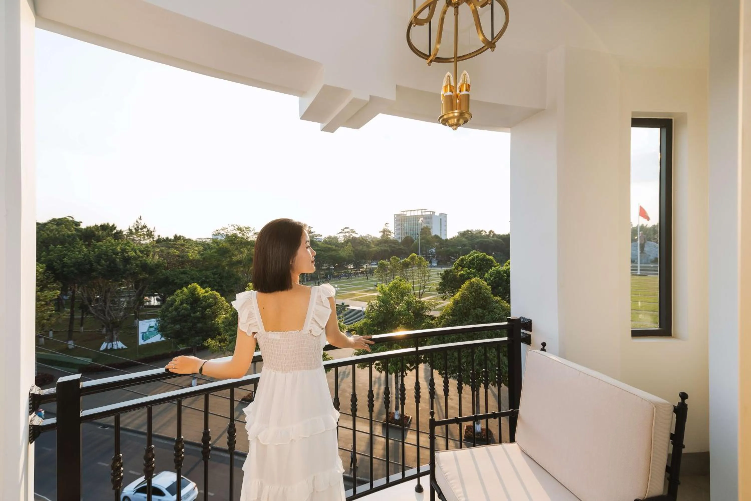 Day in Ngon Avatar Hotel