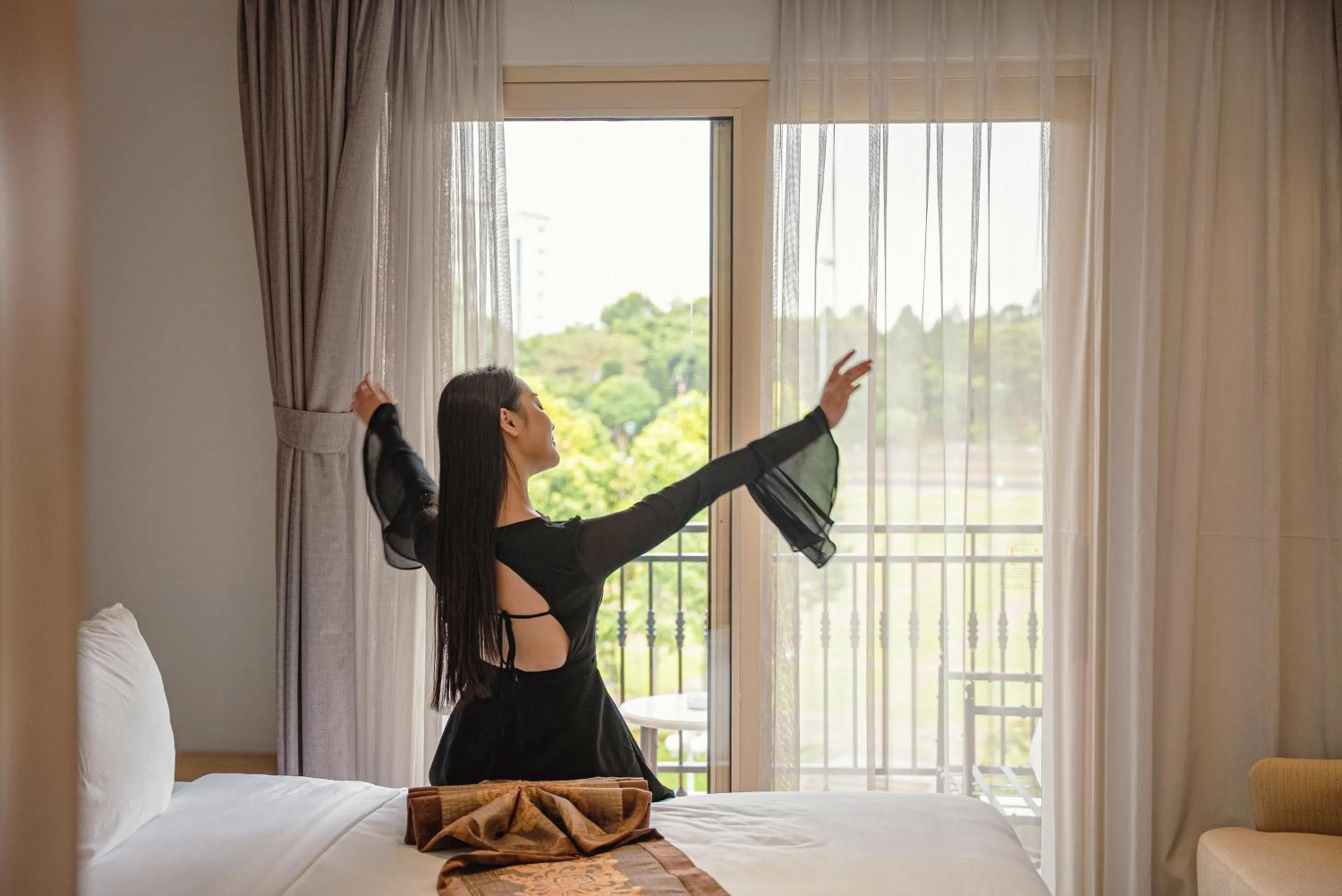 People, Bed in Ngon Avatar Hotel