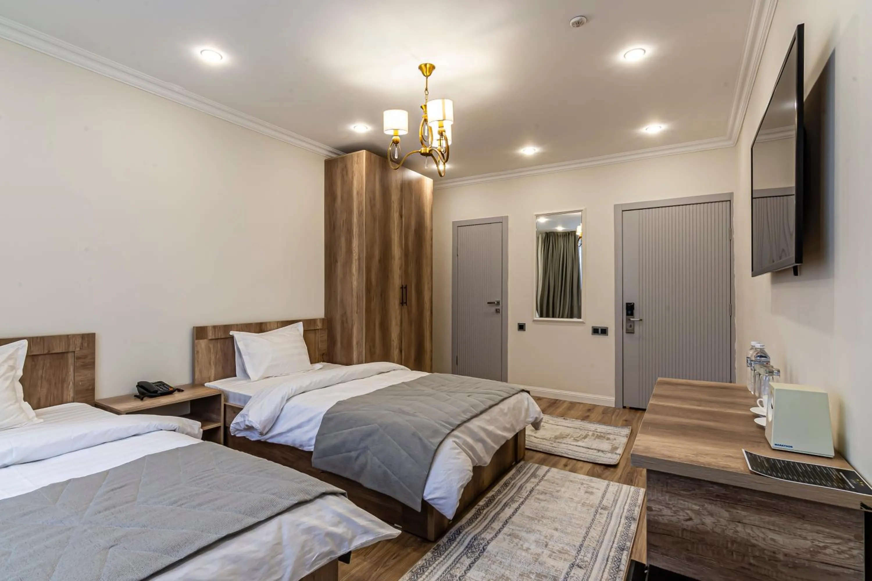 Photo of the whole room, Bed in Oscar Hotel by AG Hotels Group