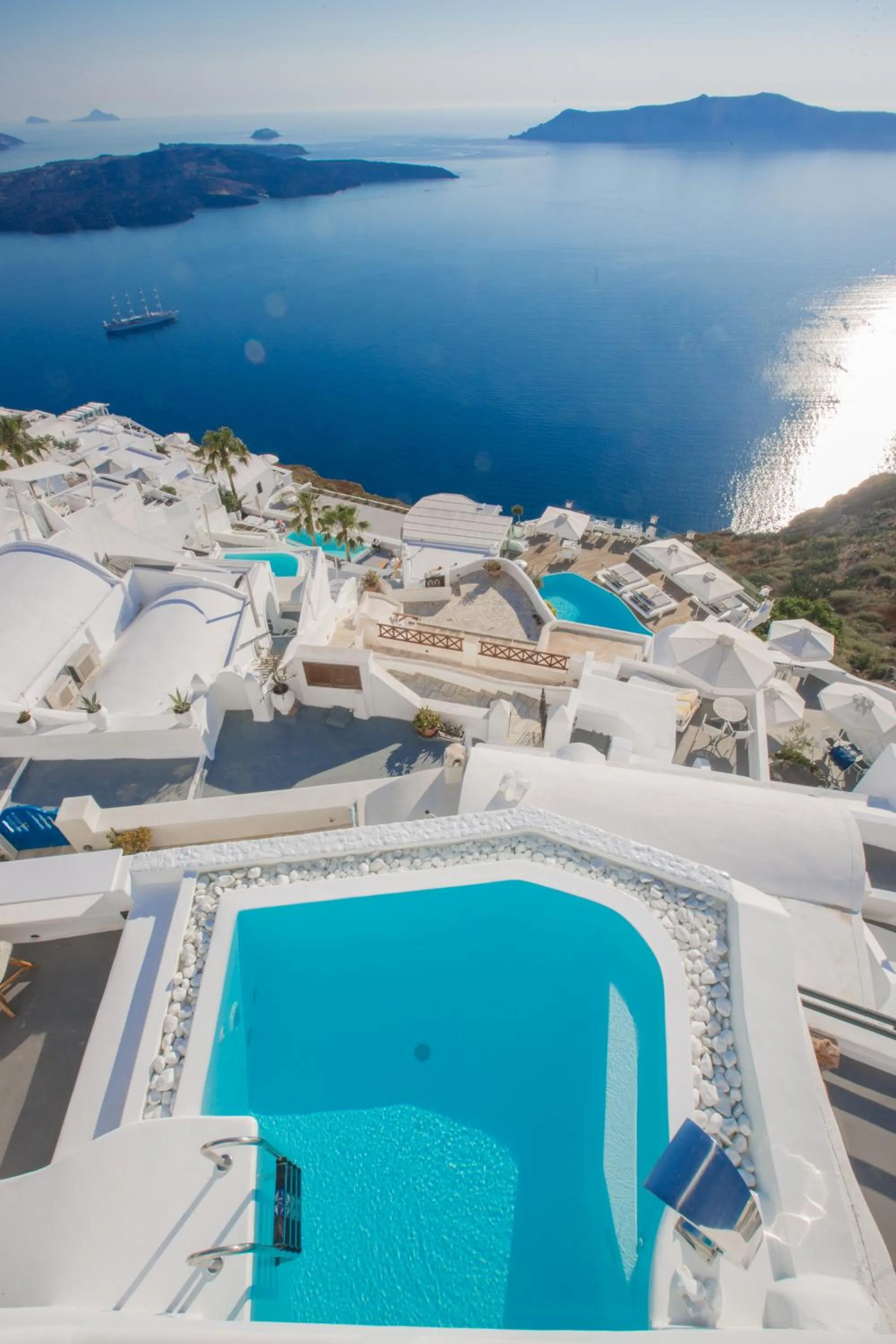 Hot Tub in Chic Hotel Santorini