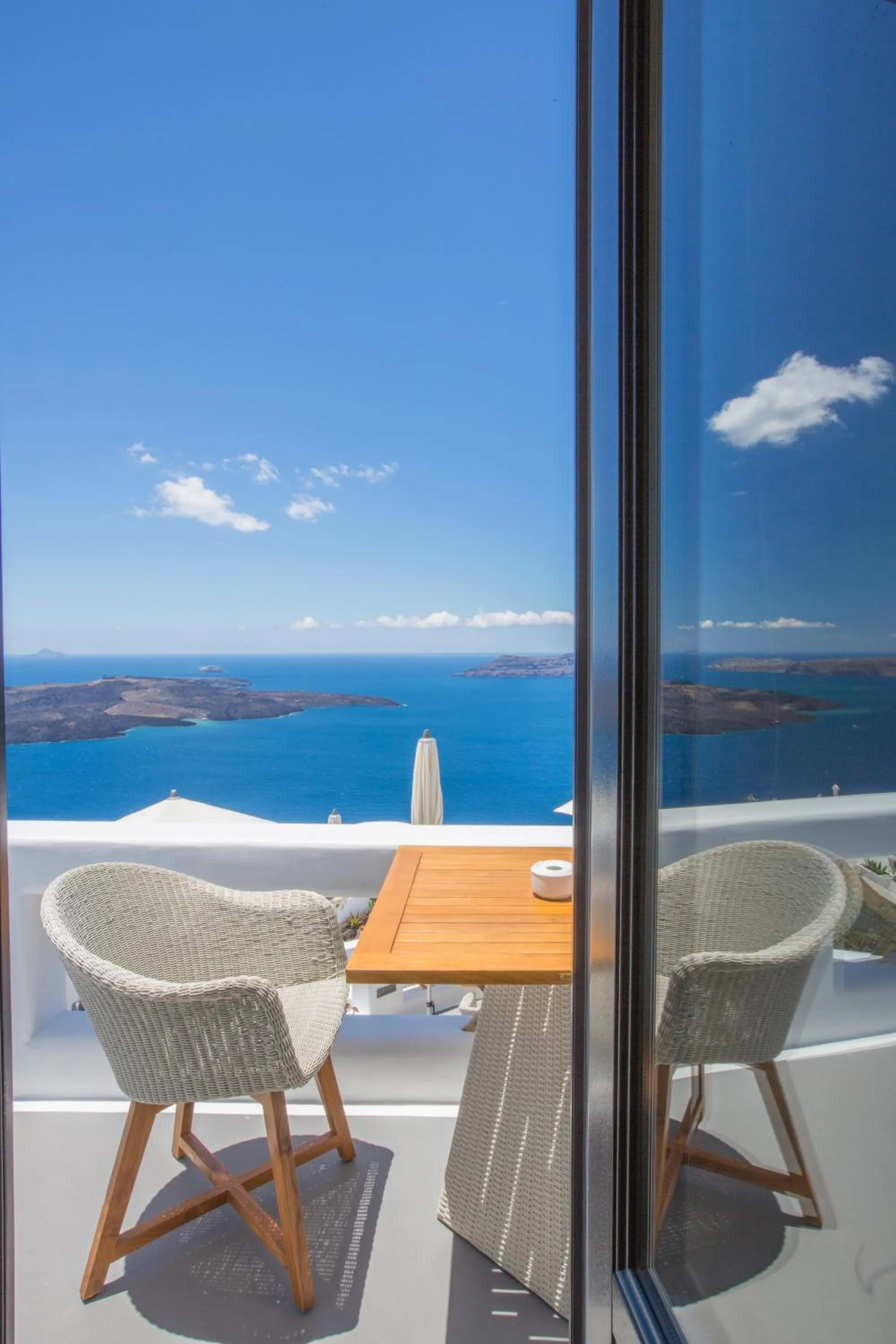 Sea view in Chic Hotel Santorini