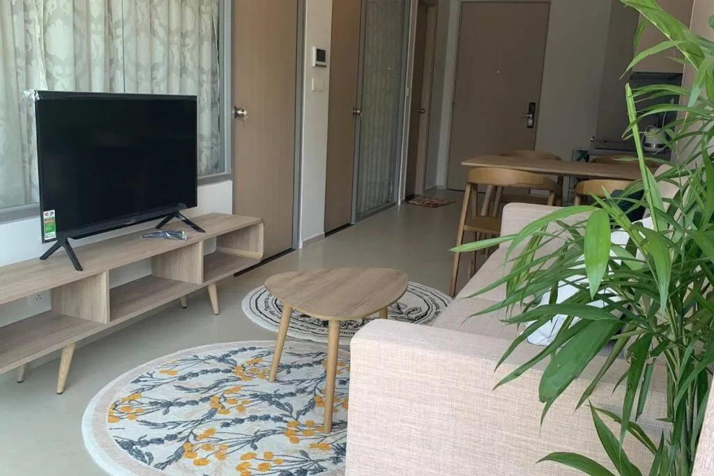 The Song, Luxury apartment